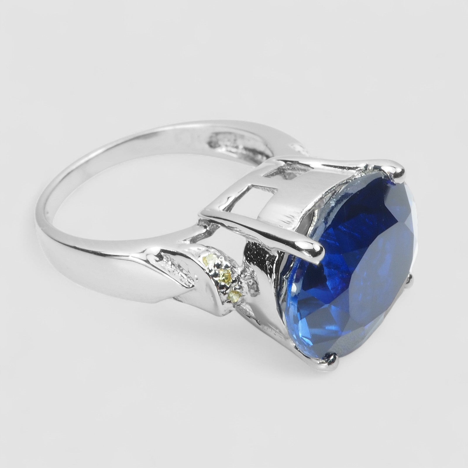 BLUE SAPPHIRE 925 STERLING SILVER HANDMADE RING