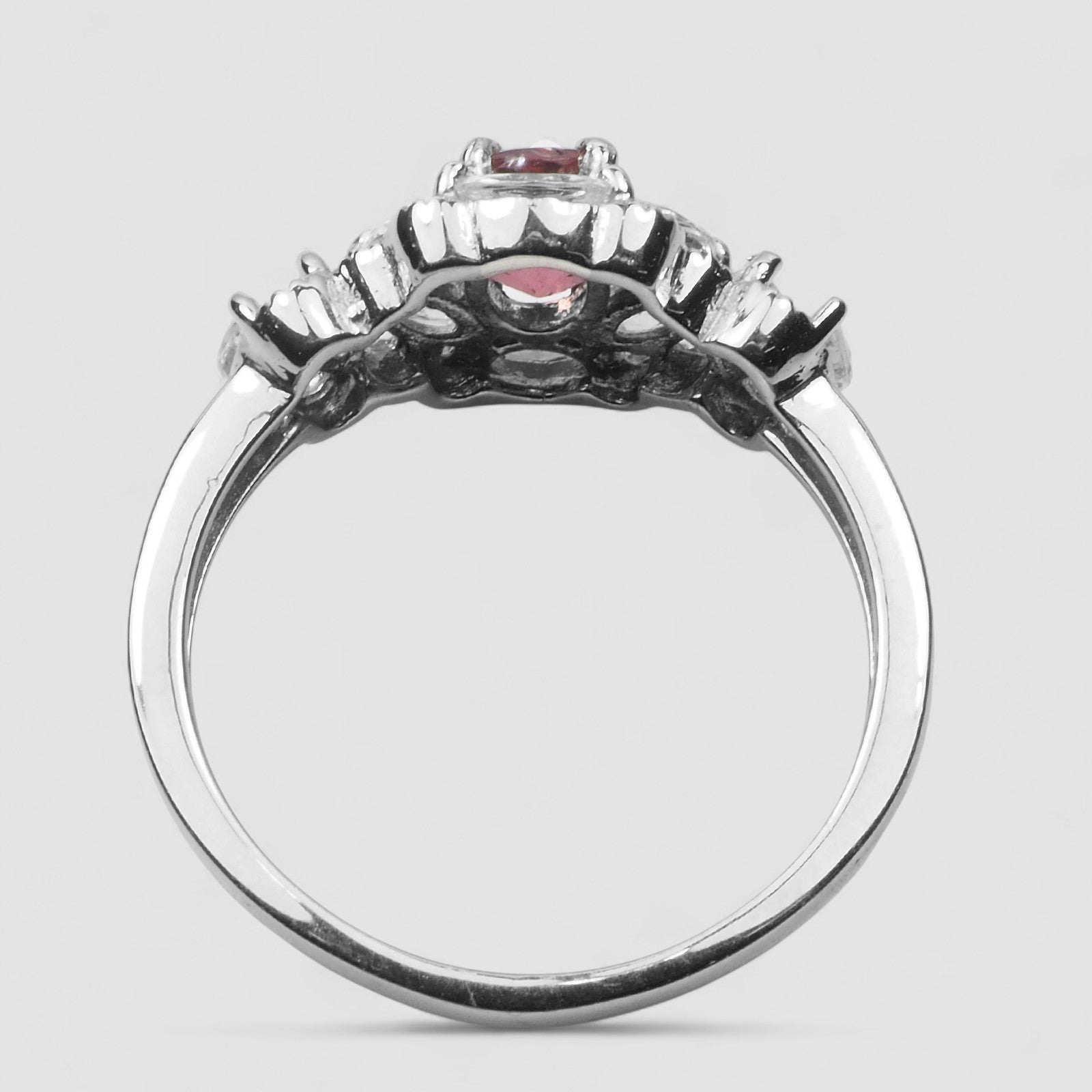 Gleaming Pink Rhodolite Garnet 925 Sterling Silver Ring