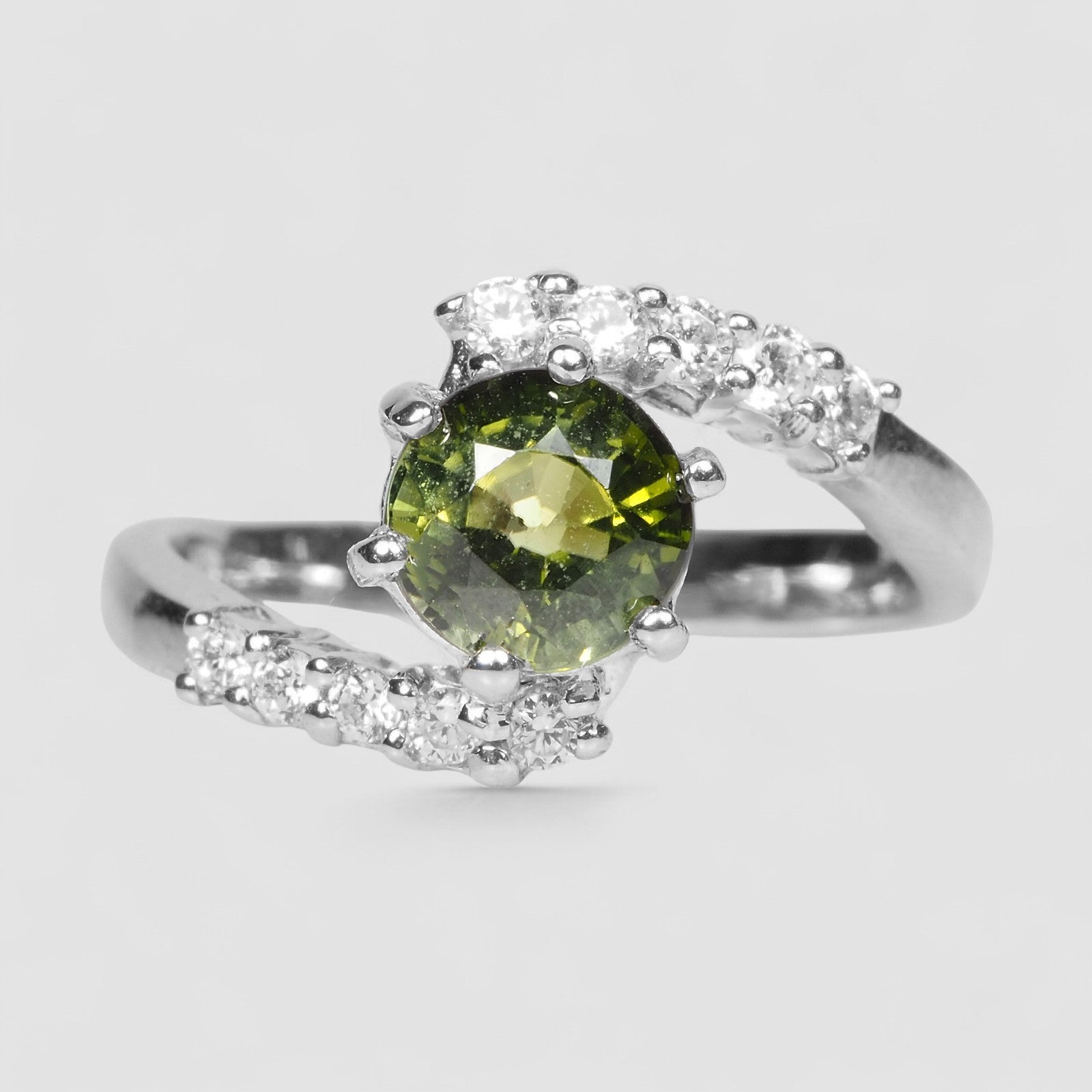 Green Tourmaline 925 Sterling Silver Ring