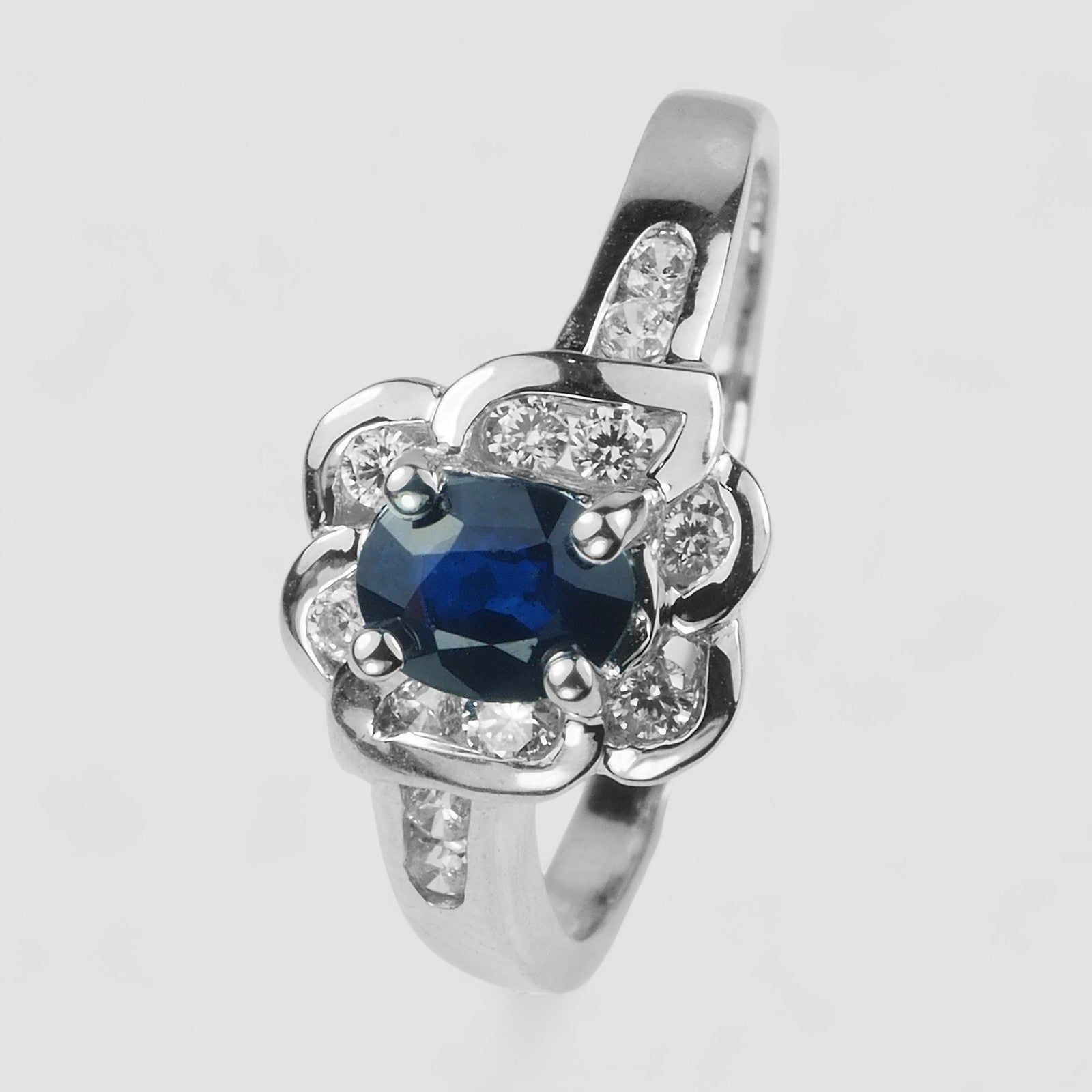 Minimalist Blue Sapphire Ring