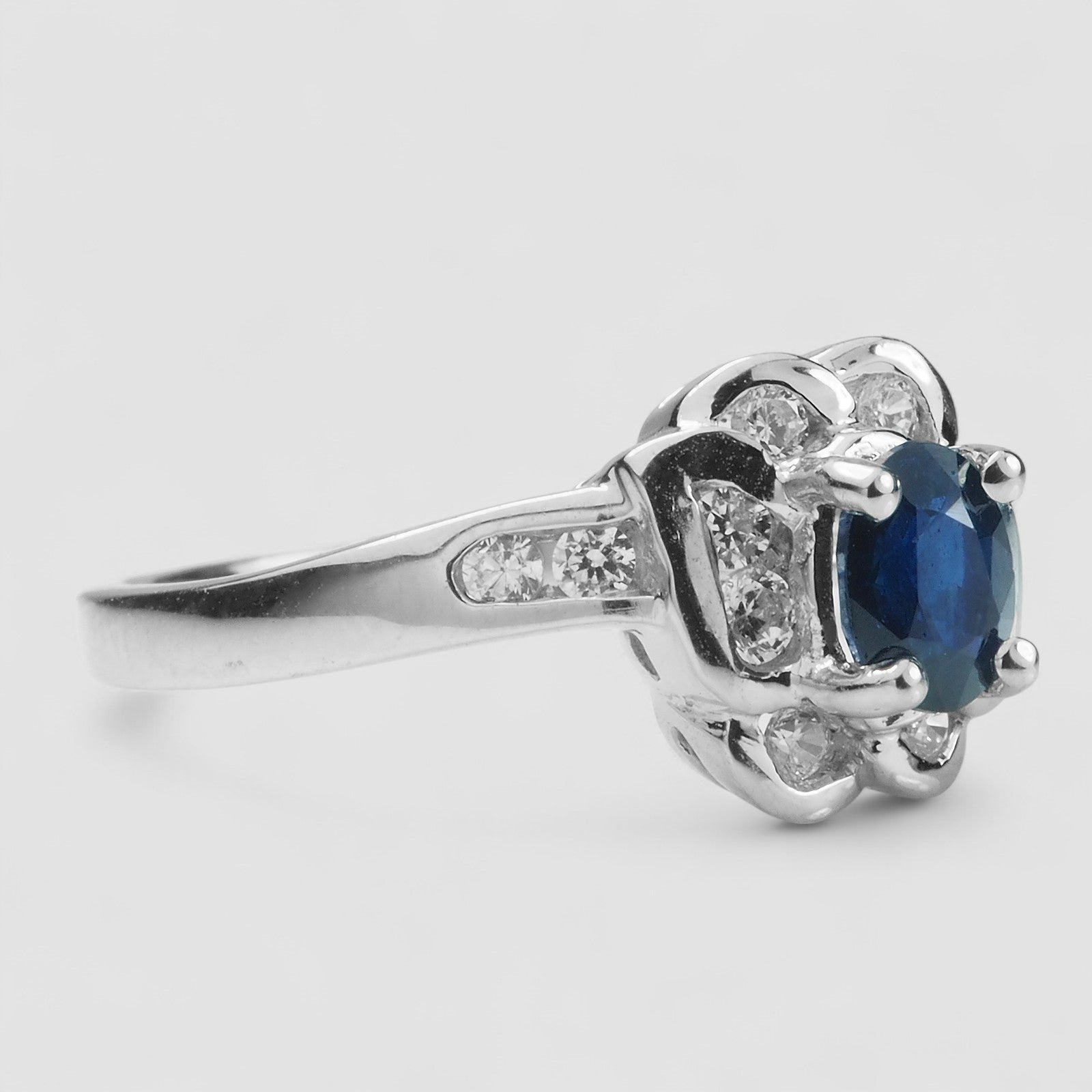 Minimalist Blue Sapphire Ring