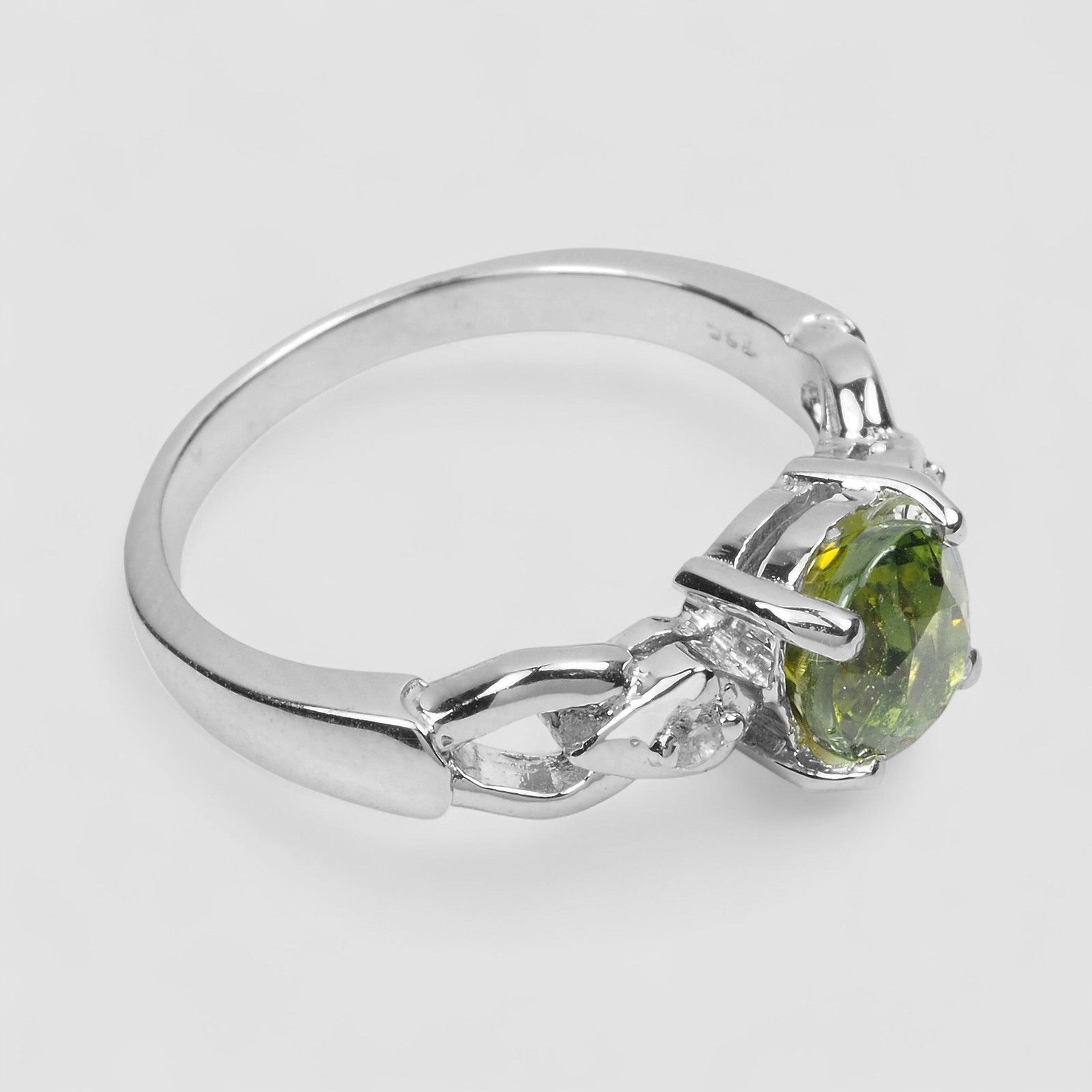 Green Tourmaline 925 Sterling Silver Ring
