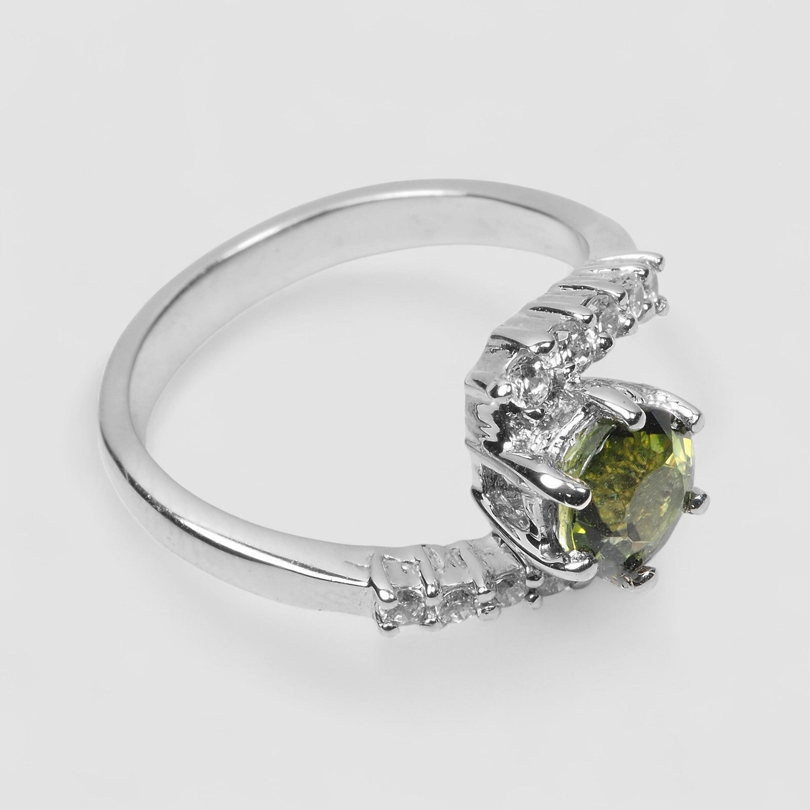Green Tourmaline 925 Sterling Silver Ring