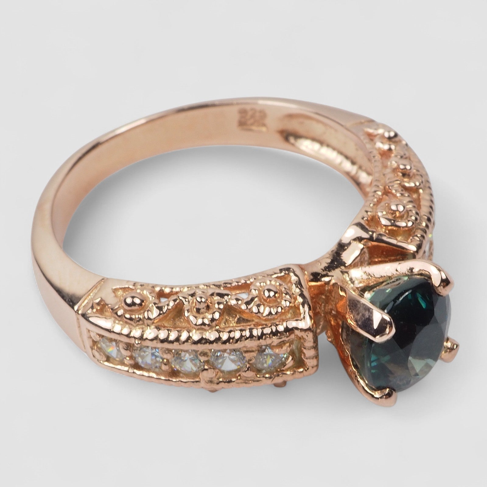 Green Tourmaline 925 Sterling Silver Ring