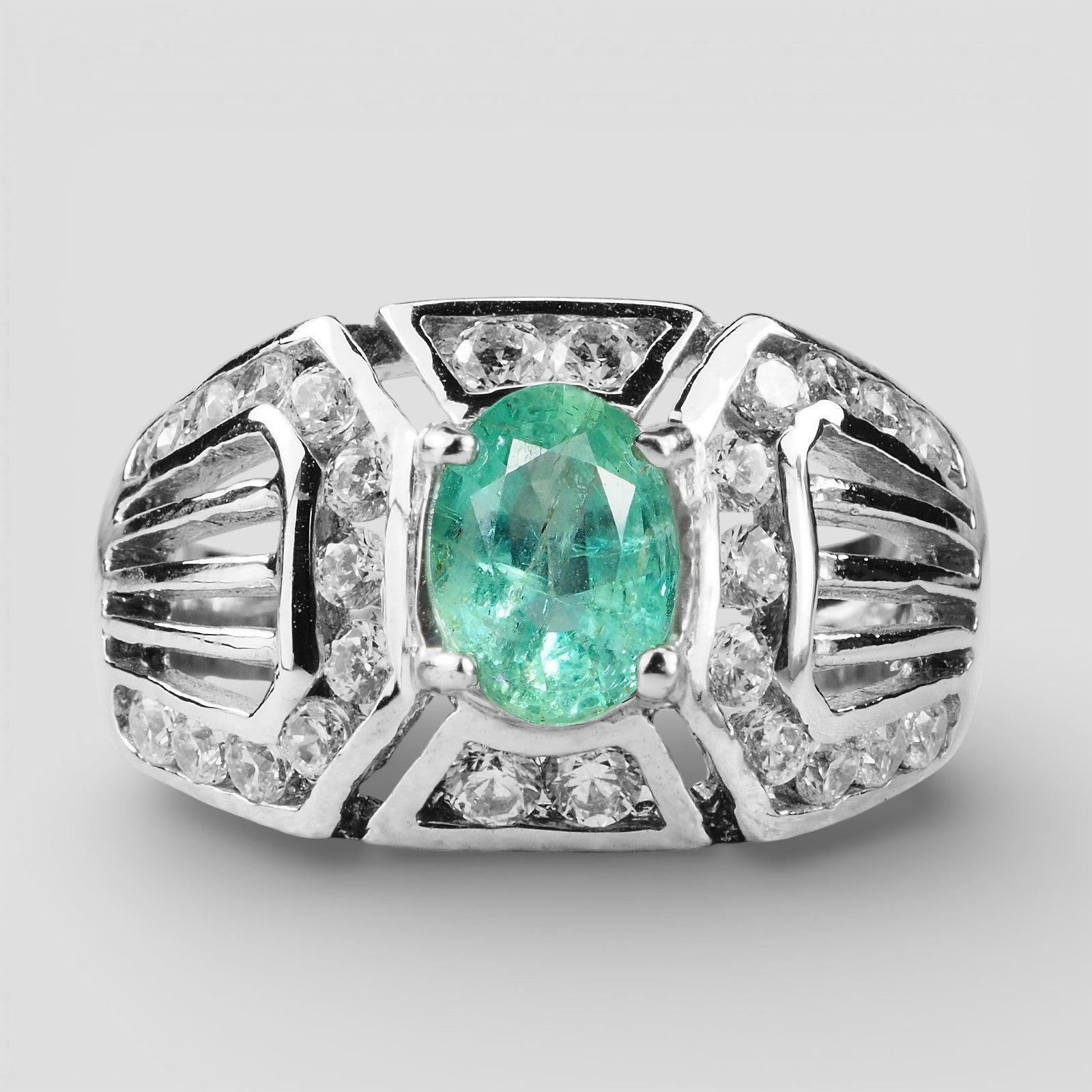 925 Sterling Silver Ring Green Emerald