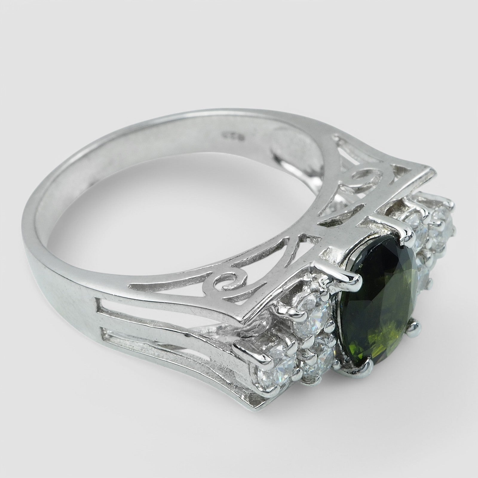 Green Tourmaline 925 Sterling Silver Ring
