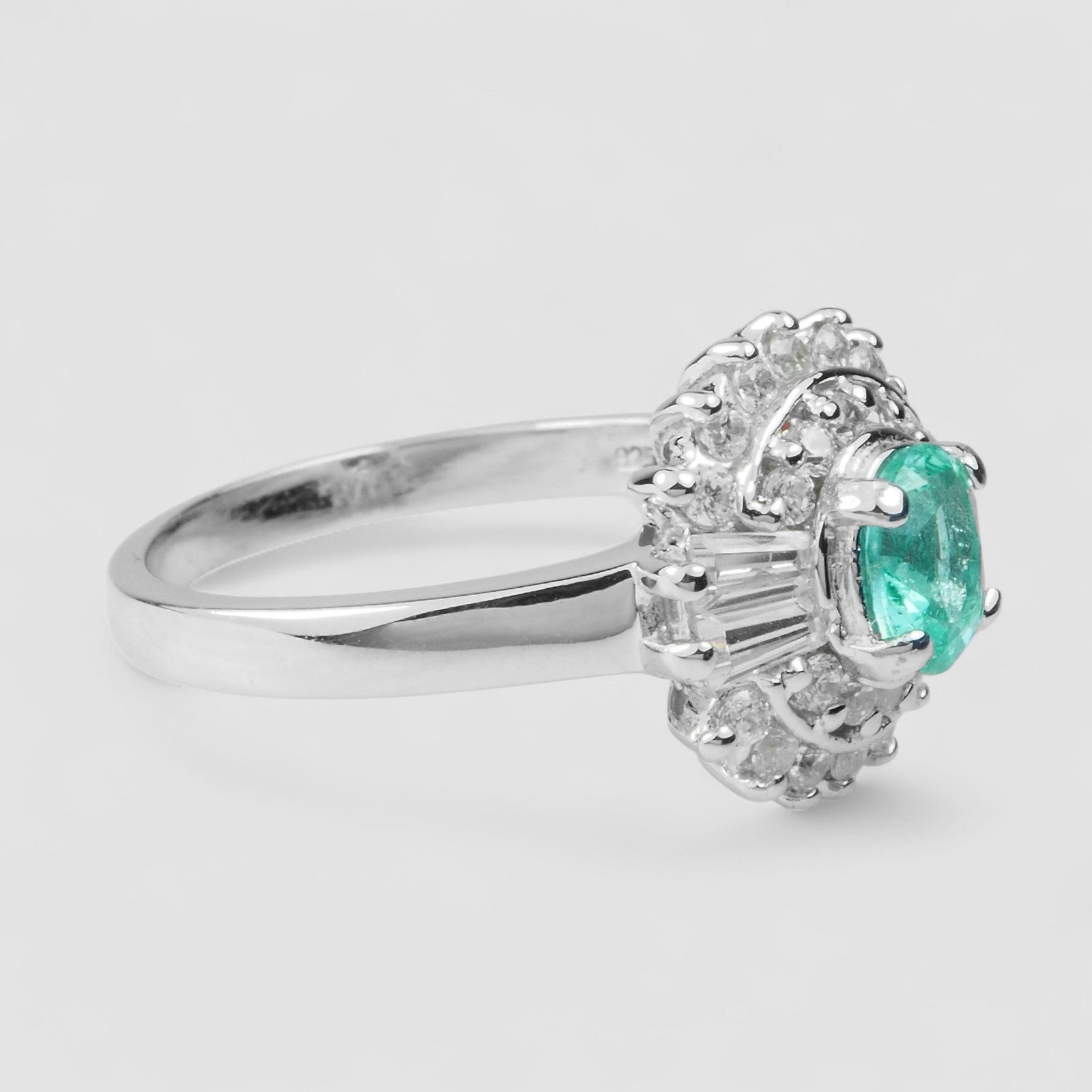 NEON EMERALD GREEN 925 STERLING SILVER WHITE GOLD RING