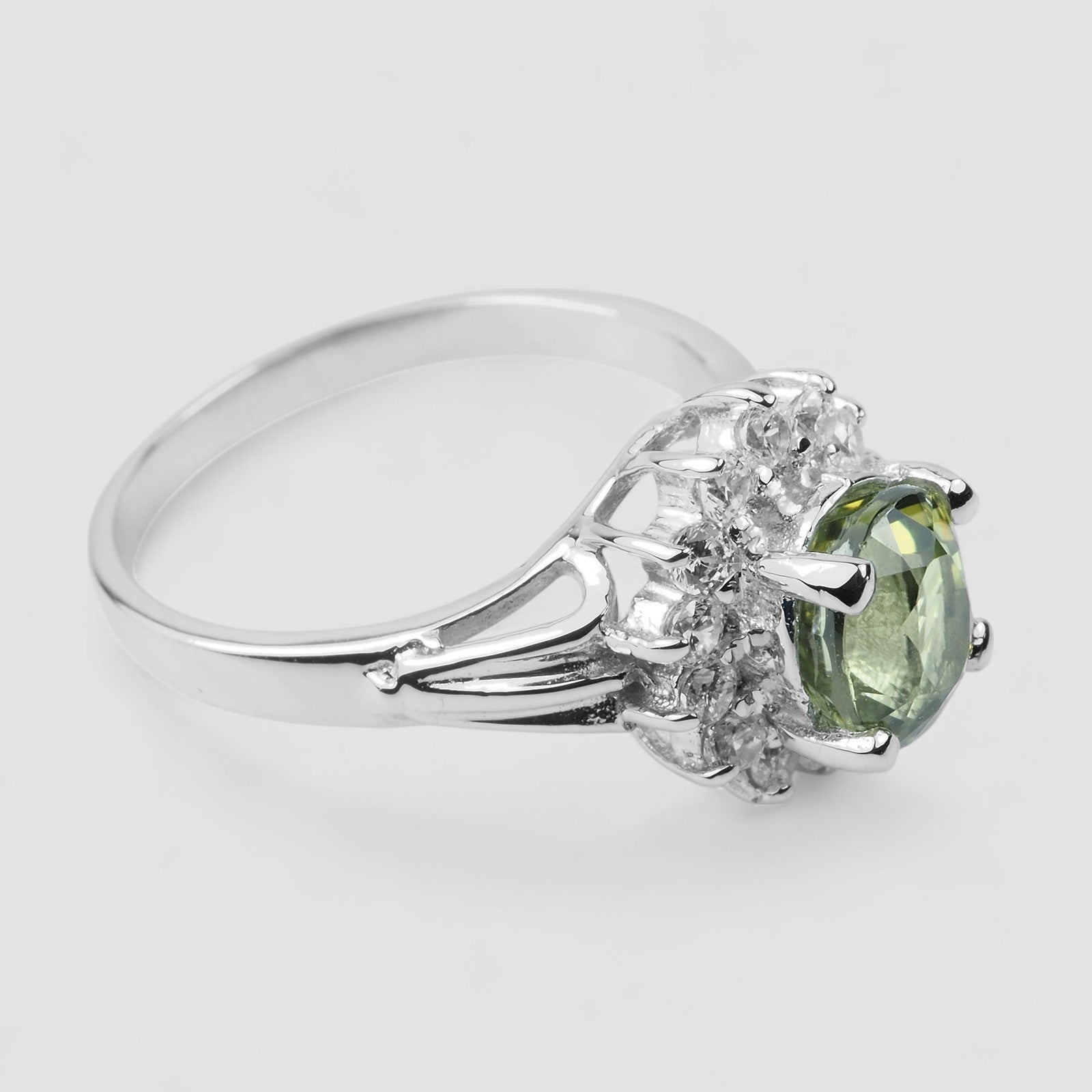 Green Tourmaline 925 Sterling Silver Ring