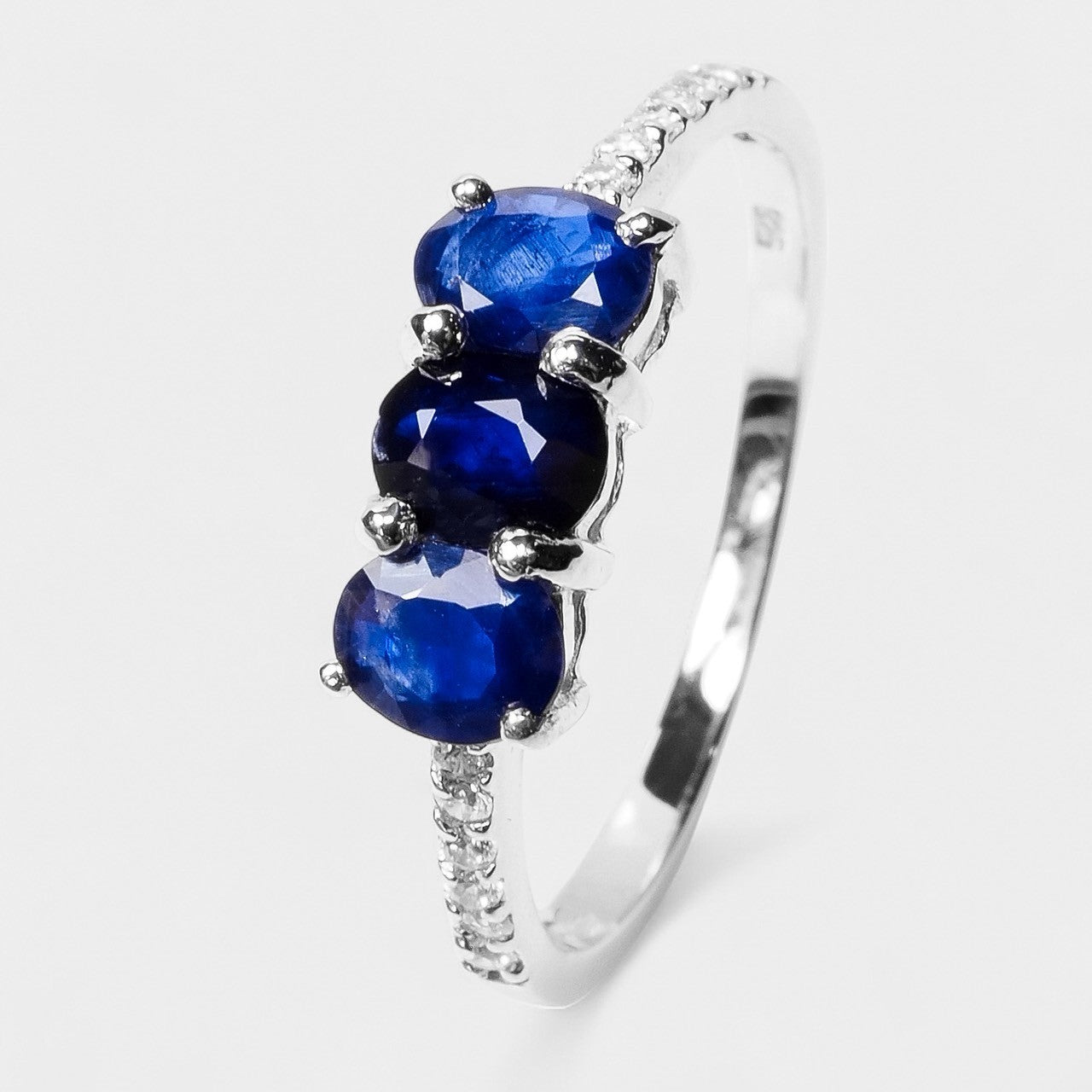 Blue Sapphire 925 Sterling Silver Ring