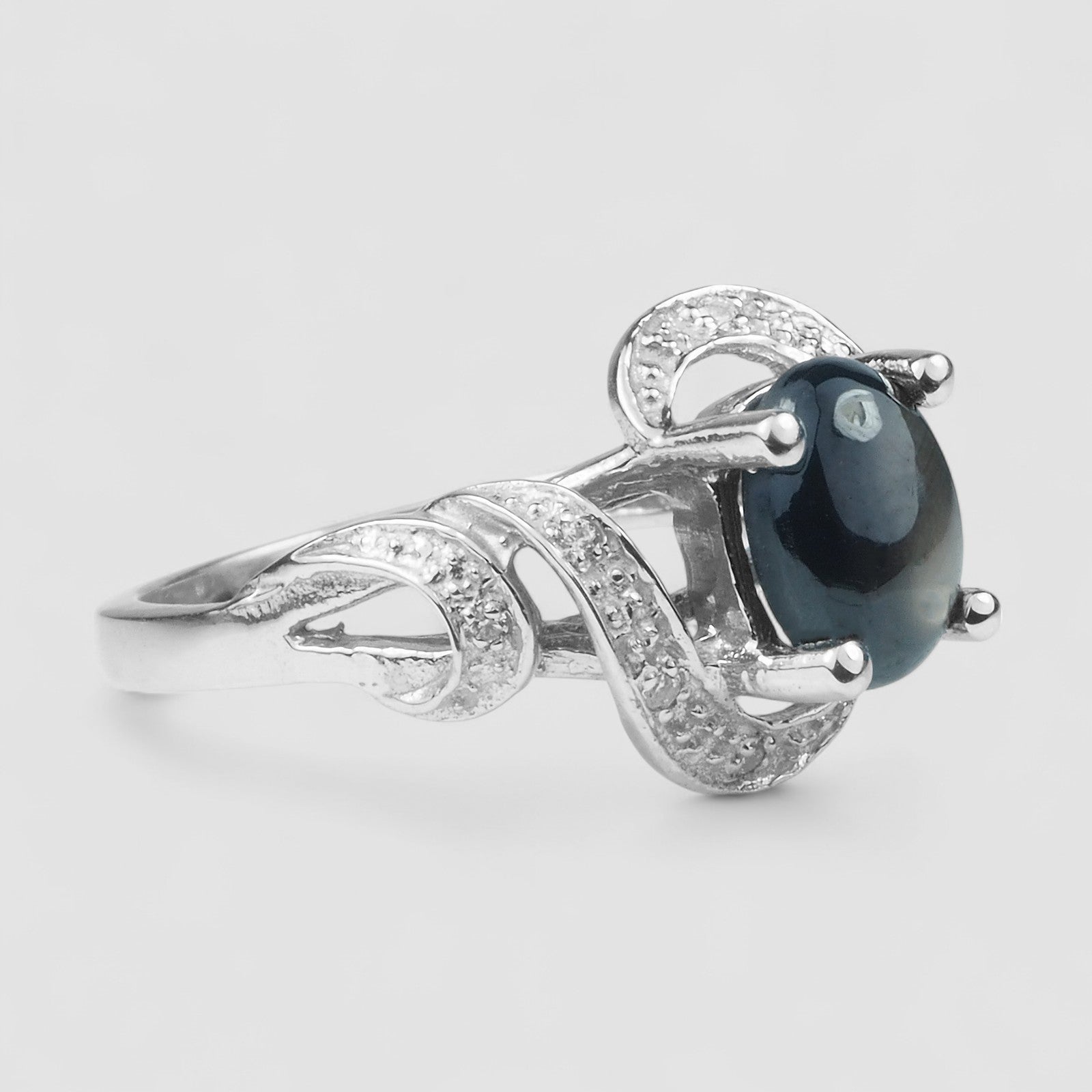 Black Star Sapphire 925 Sterling Silver Ring