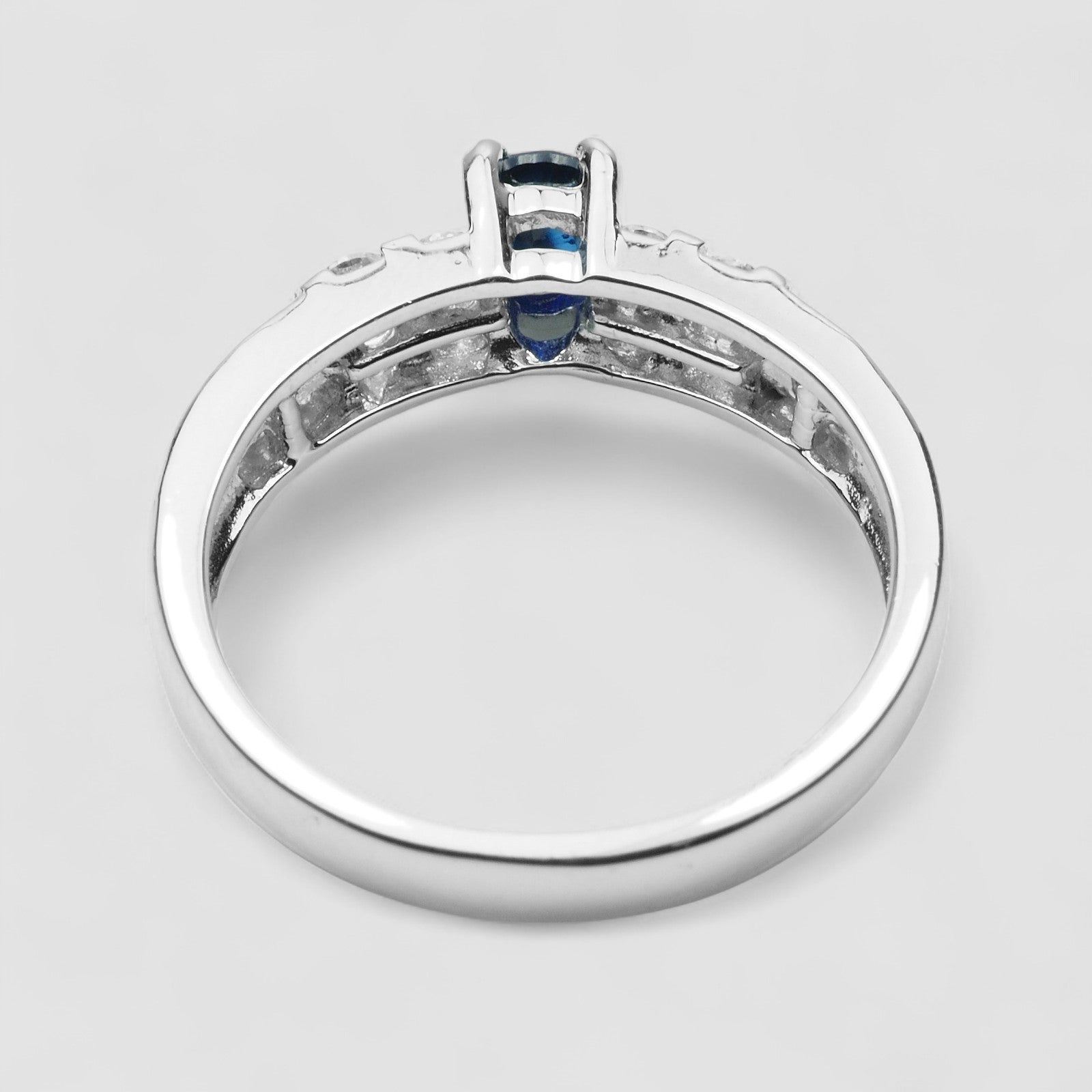 925 Sterling Silver Ring Opulent Blue Sapphire