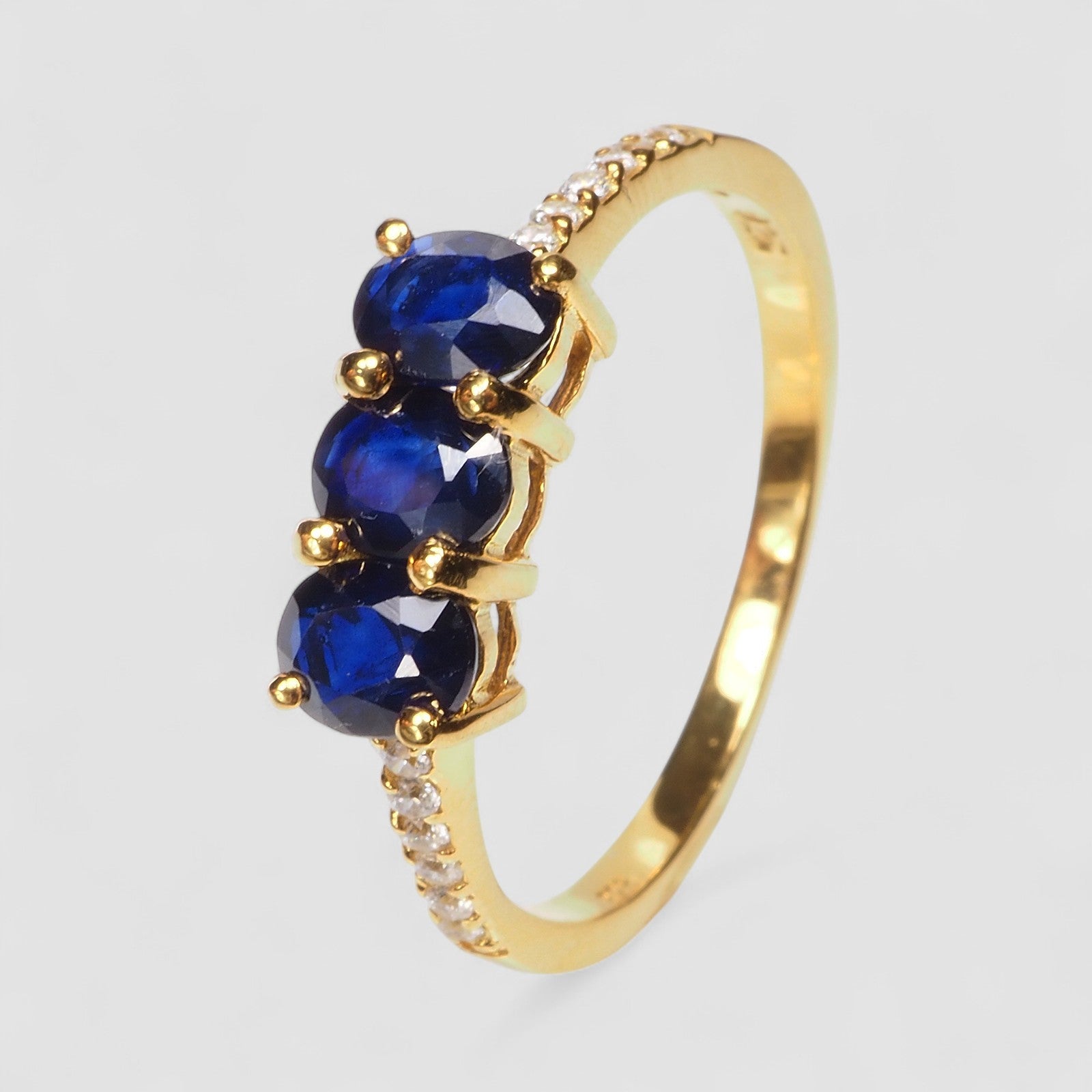 Blue Sapphire 925 Sterling Silver Ring