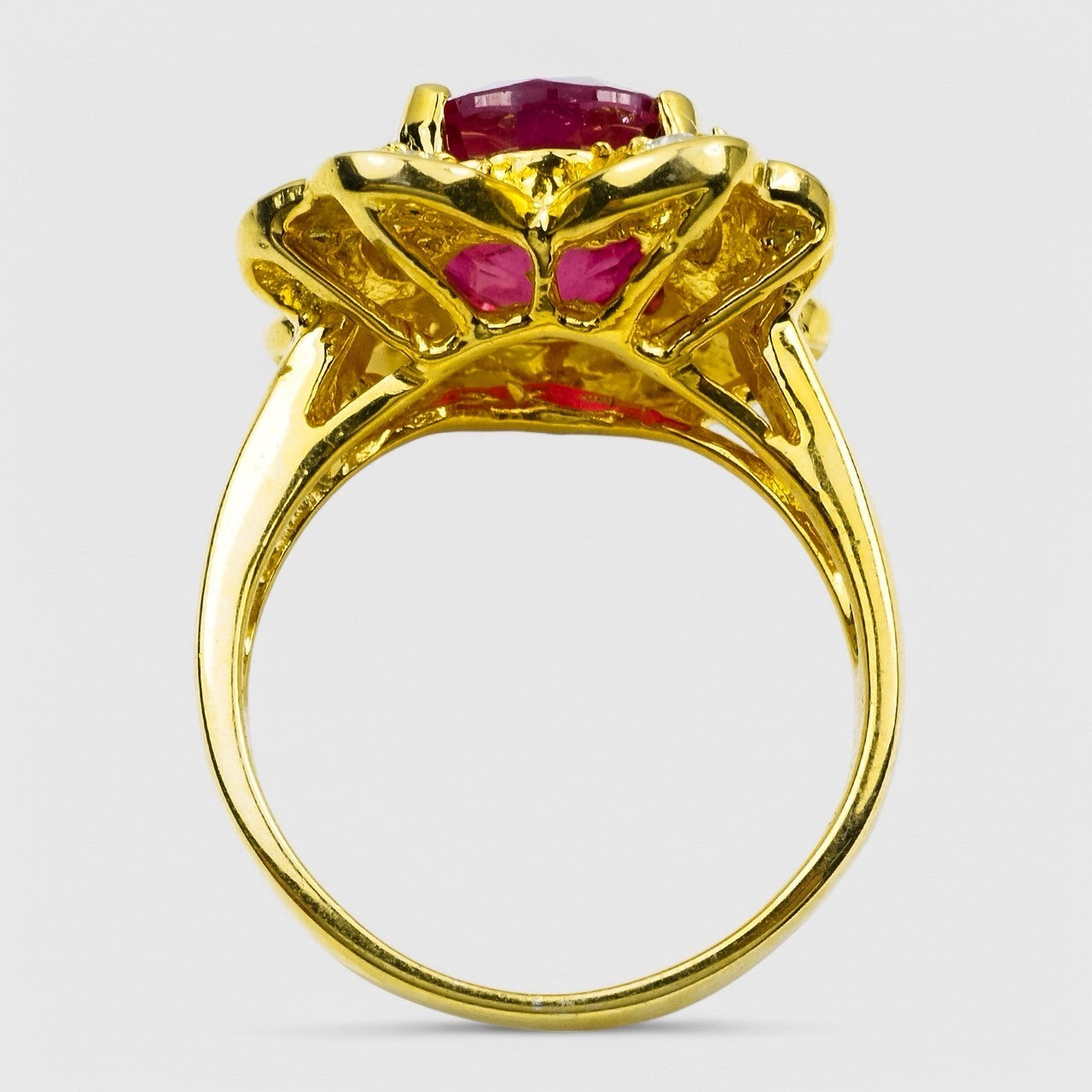 VINTAGE FINE RINGS PINK RUBY OVAL