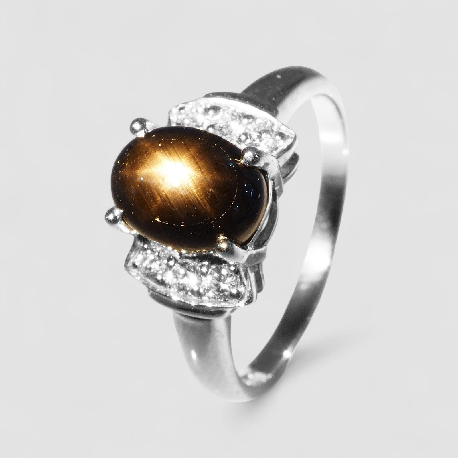 BLACK STAR SAPPHIRE FINE JEWELRY RING