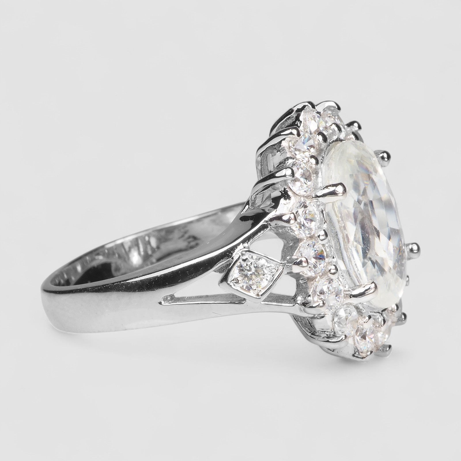 White Zircon 925 Sterling Silver Ring