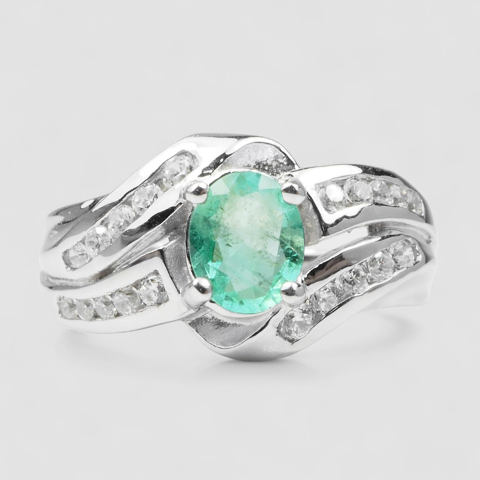 925 Sterling Silver Ring Green Emerald