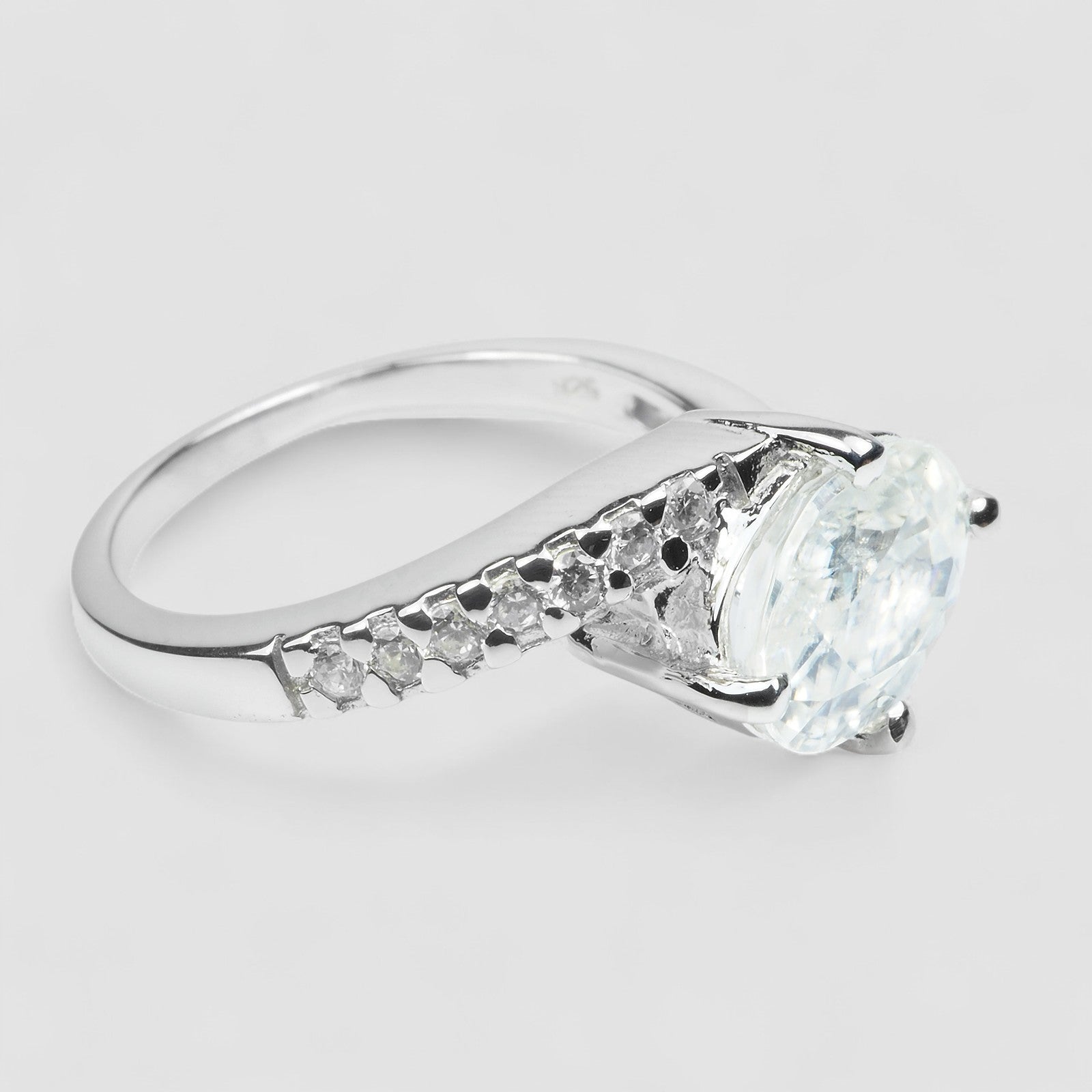 White Zircon 925 Sterling Silver Ring