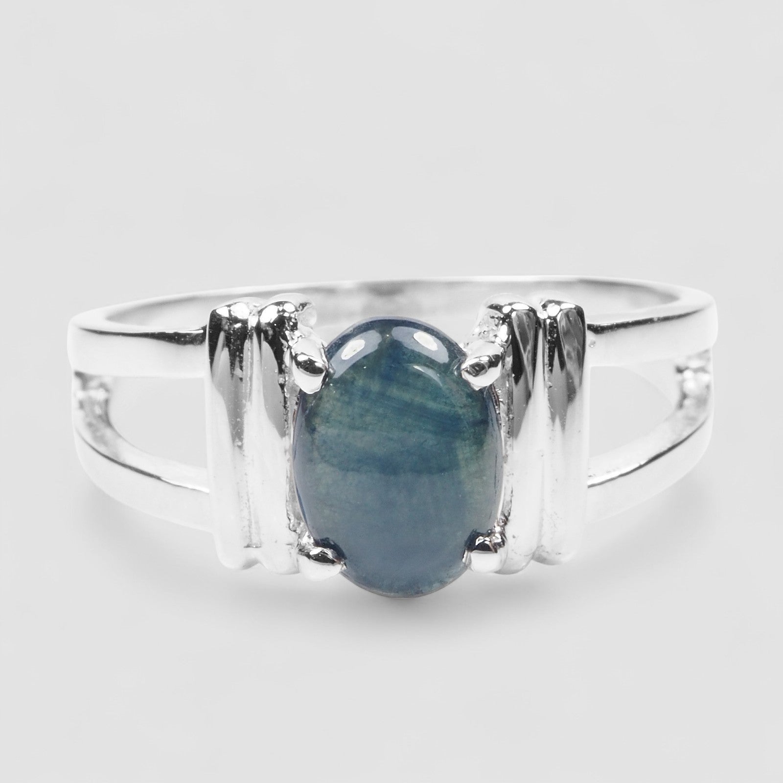 Blue Star Sapphire 925 Sterling Silver Ring