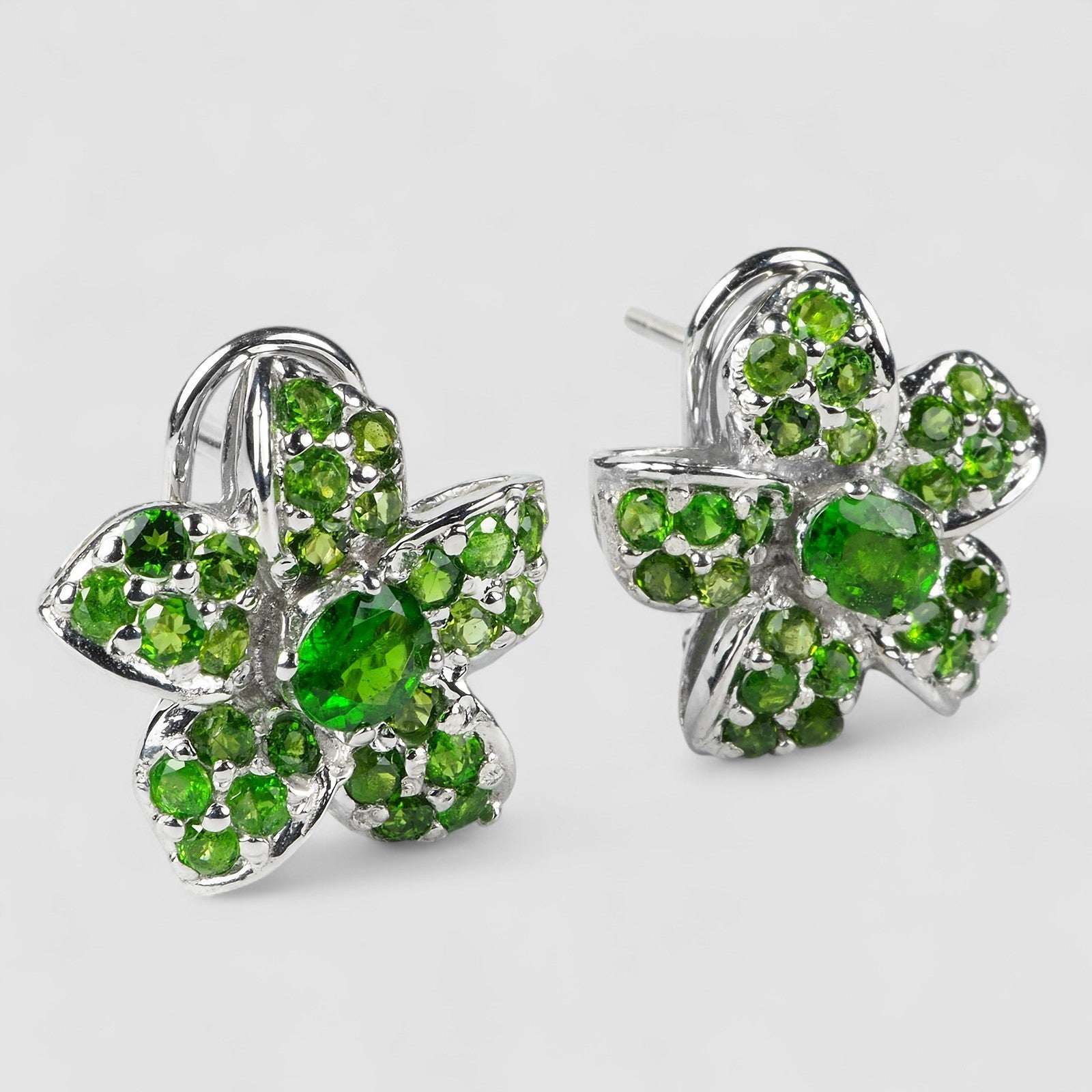 Green Tsavorite Garnet 925 Sterling Silver White Gold, Natural Gemstone, Everyday Earrings