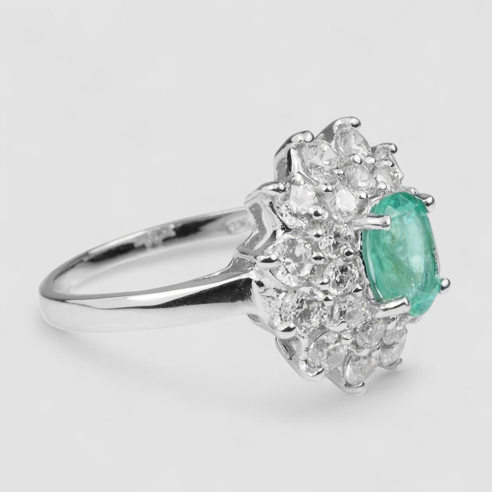 925 Sterling Silver Halo Ring Green Emerald