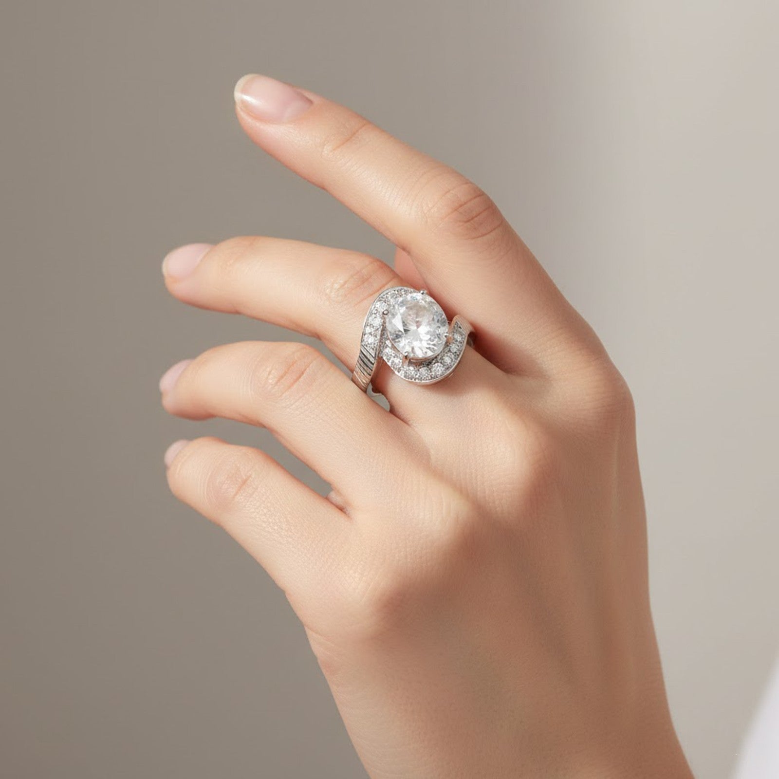 Pale Blue Aquamarine 925 Sterling Silver Ring