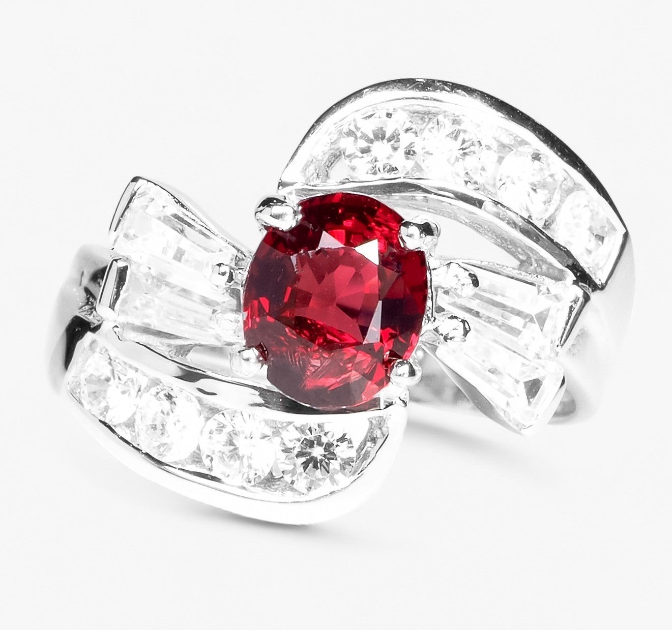 925 STERLING SILVER WHITE GOLD RING RED SPINEL
