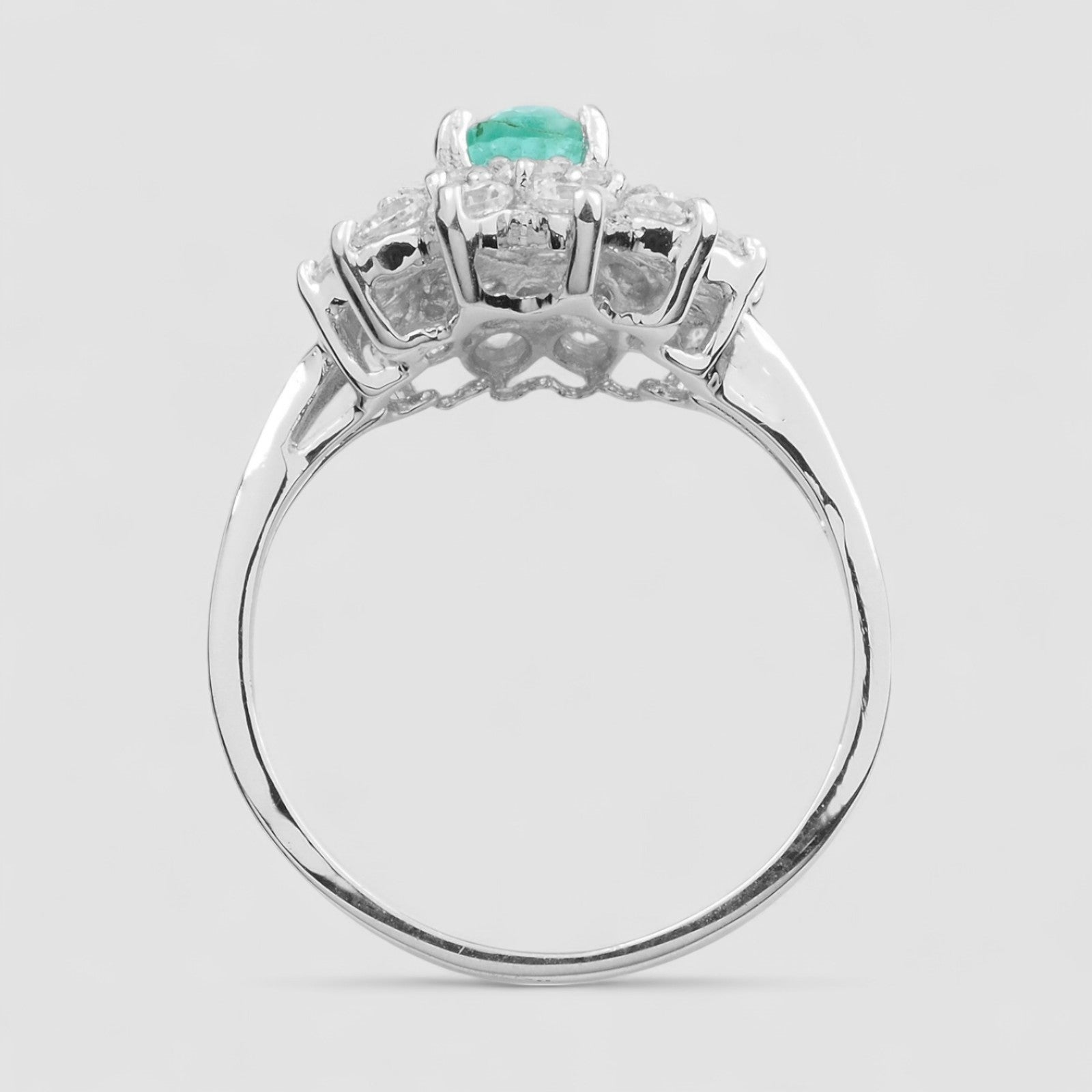 925 Sterling Silver Halo Ring Green Emerald