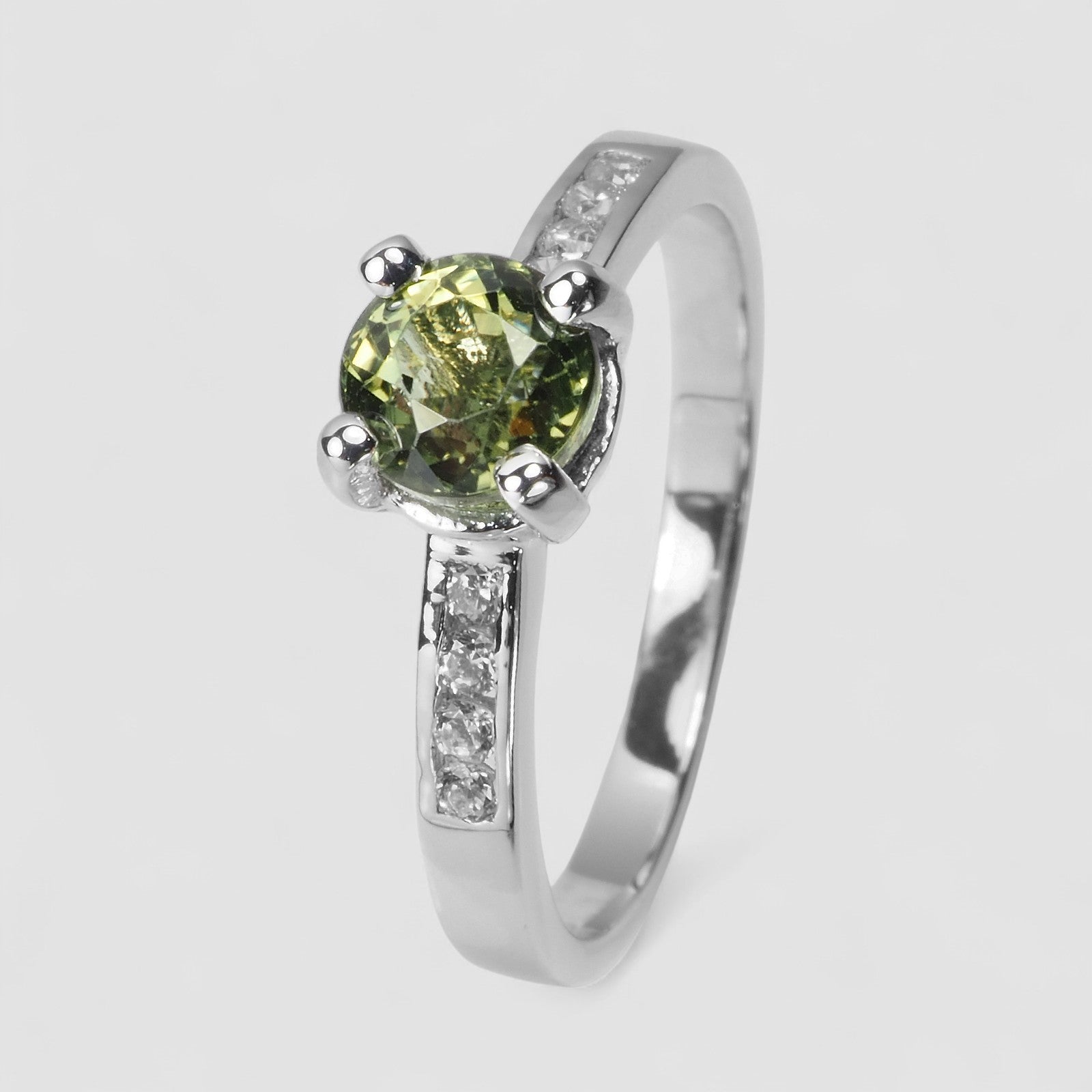 Green Tourmaline 925 Sterling Silver Ring