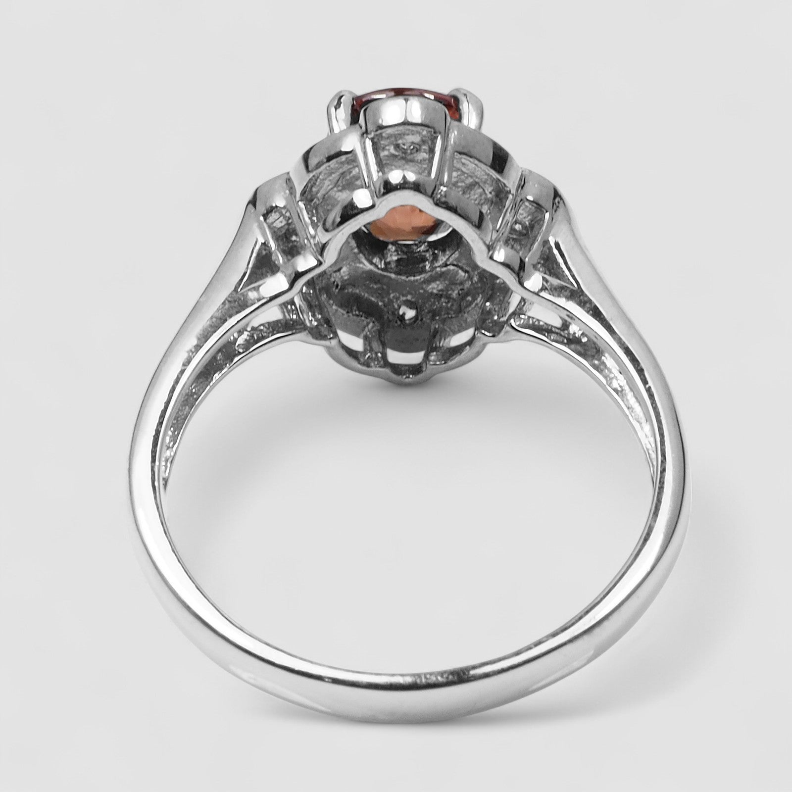 Luxurious Red Zircon 925 Sterling Silver Ring