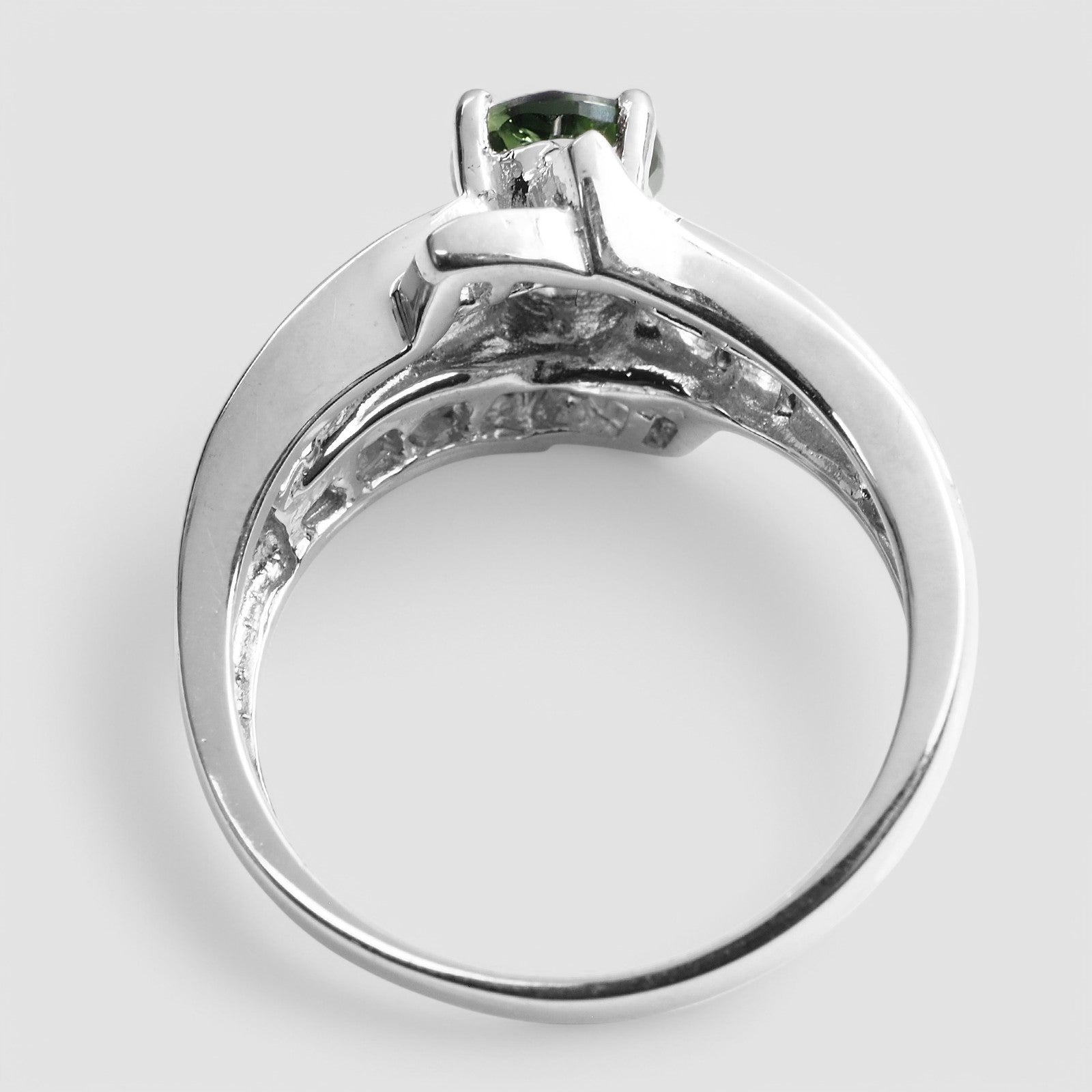 Forest Green Tsavorite Garnet Oval 925, Natural Gemstone, Everyday