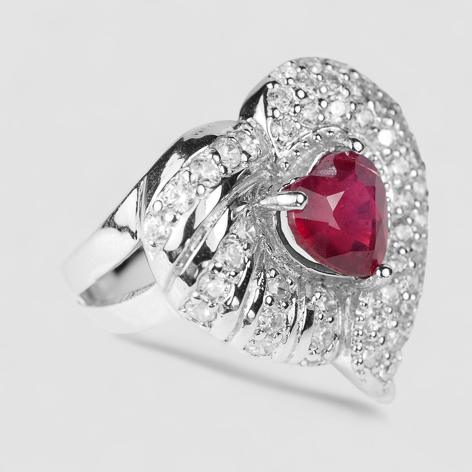 Gorgeous Red Ruby 925 Sterling Silver White Gold Ring