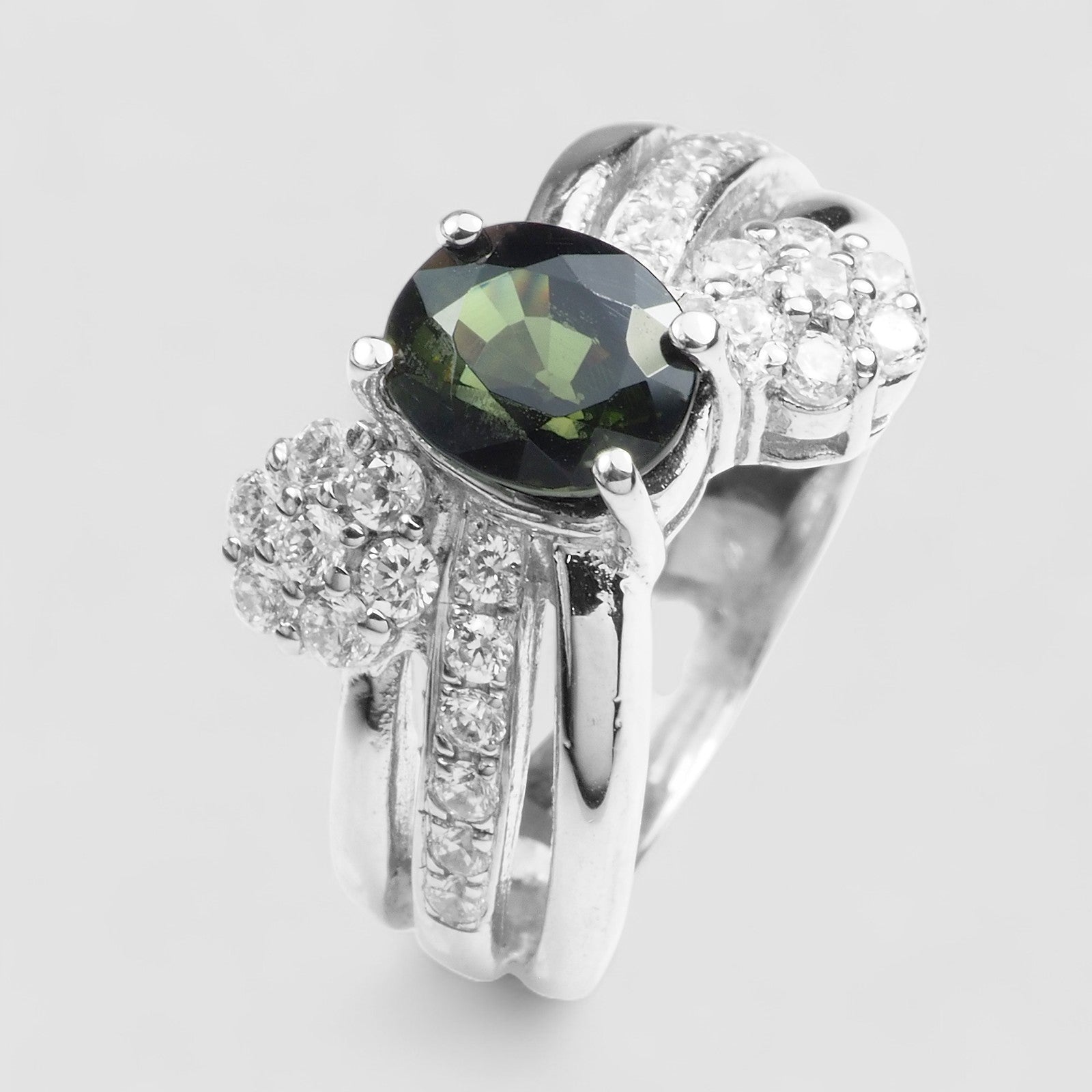 Handmade Forest Green Tourmaline Oval 925 Sterling Silver Ring