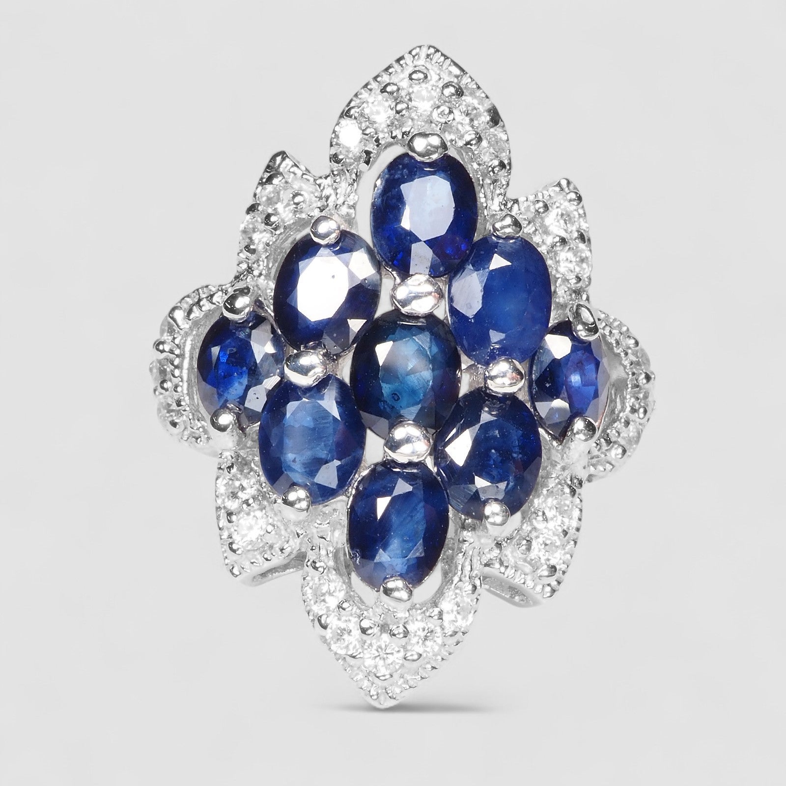 Glamorous Blue Sapphire 925 Sterling Silver Ring