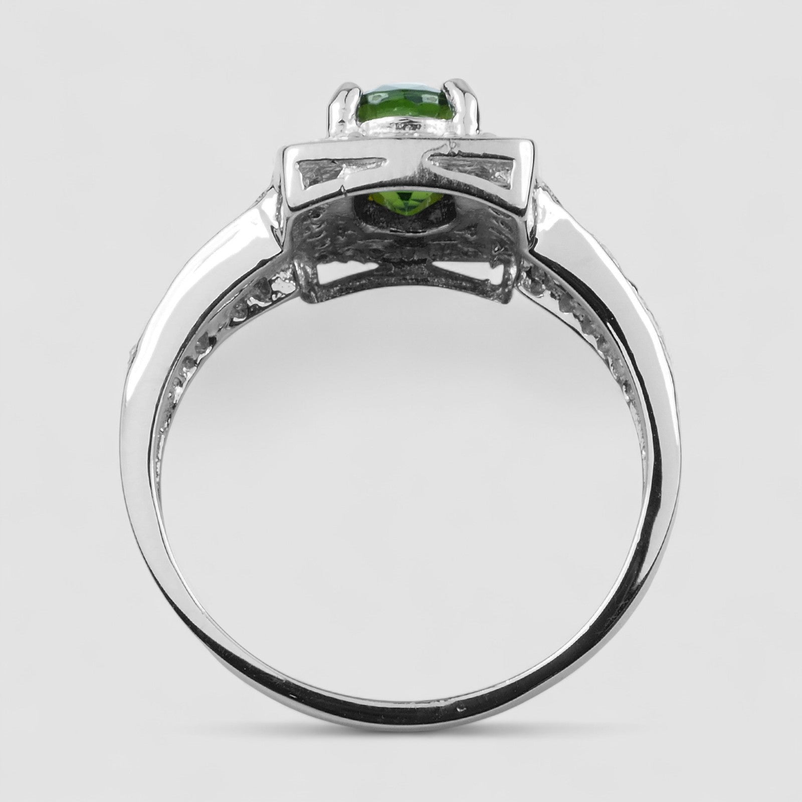 Vivid Green Tourmaline 925 Sterling Silver Ring