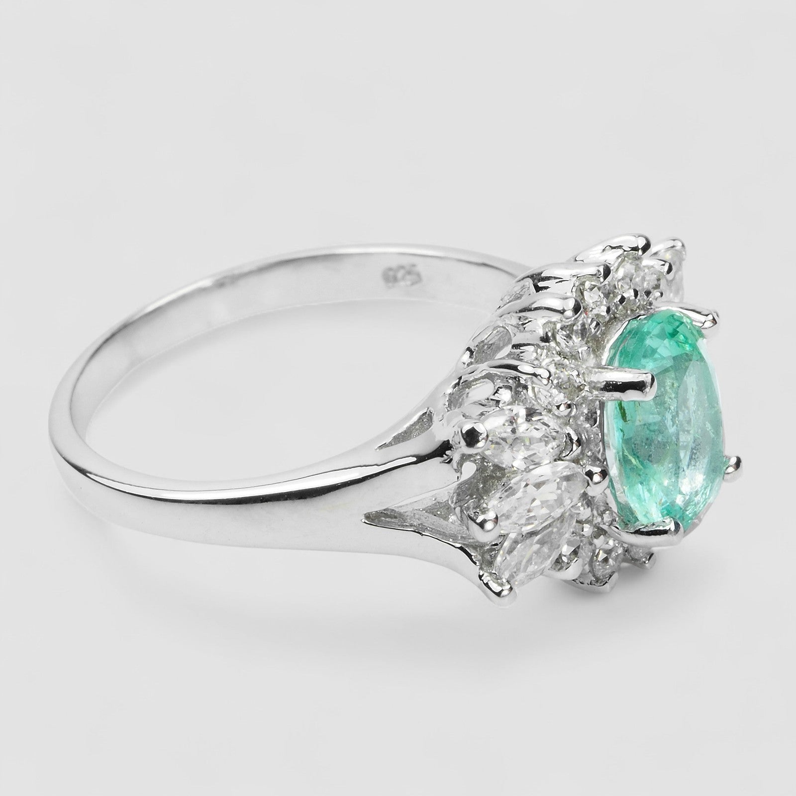 Vivid Green Emerald 925 Sterling Silver Ring