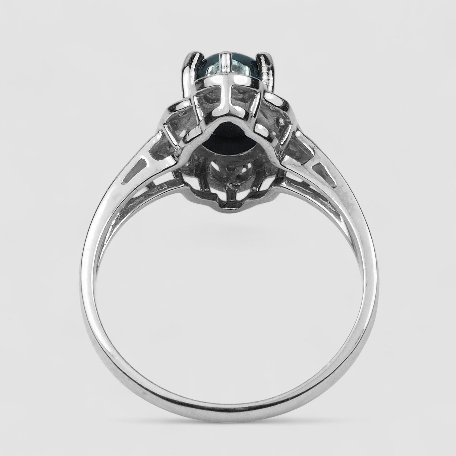 Black Star Sapphire 925 Sterling Silver Ring, Aniversary Gift, Dainty Ring, Free Resizing