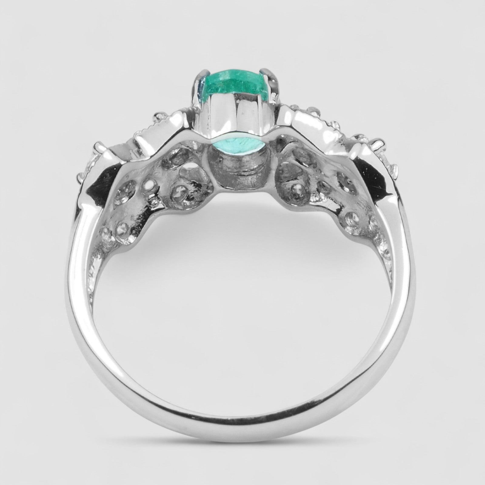 Pristine Green Emerald Ring