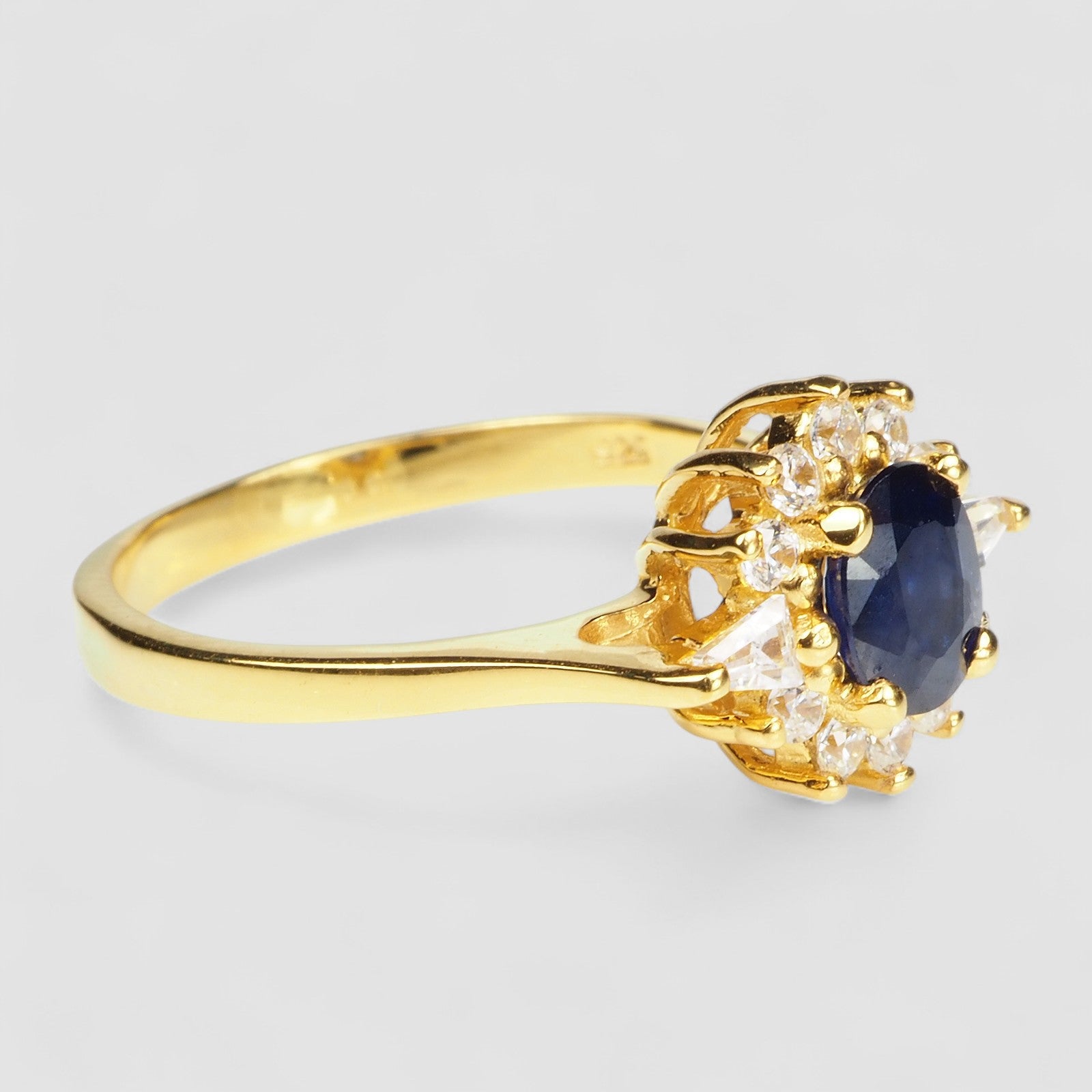 Rare 24K Gold 925 Sterling Silver Ring Blue Sapphire