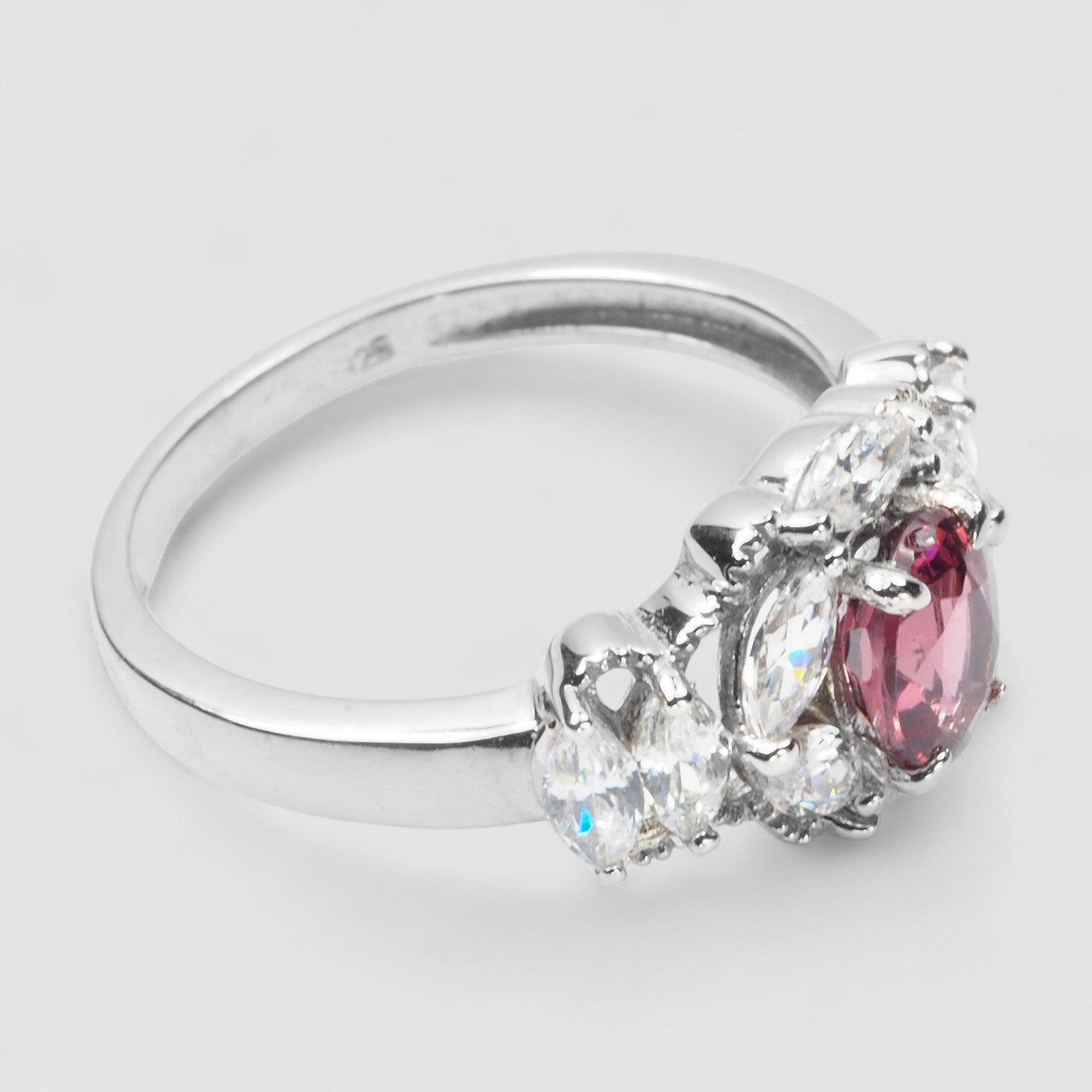Gleaming Pink Rhodolite Garnet 925 Sterling Silver Ring