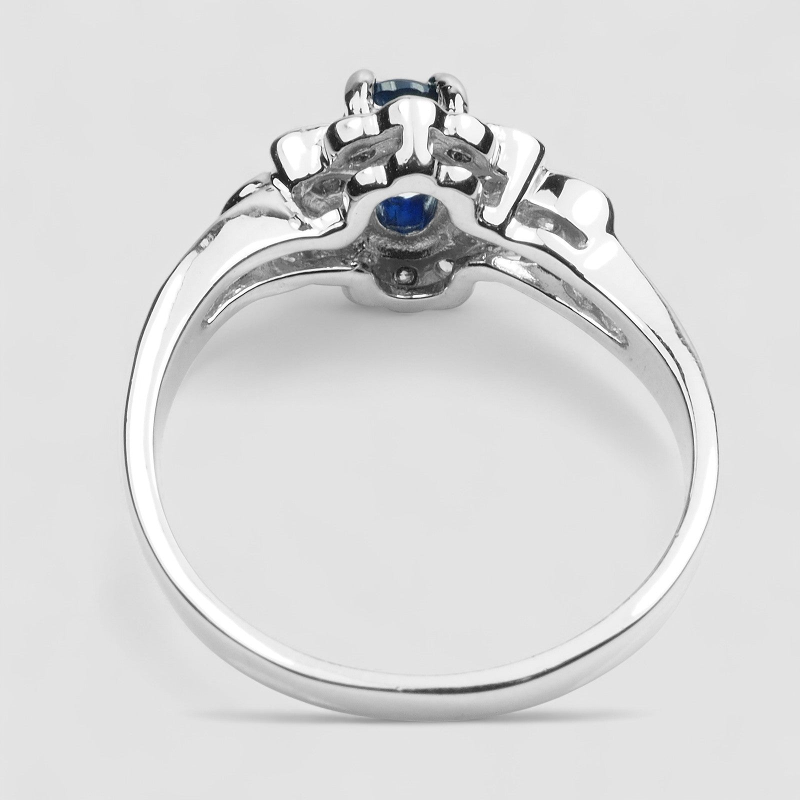 Gorgeous Blue Sapphire Ring