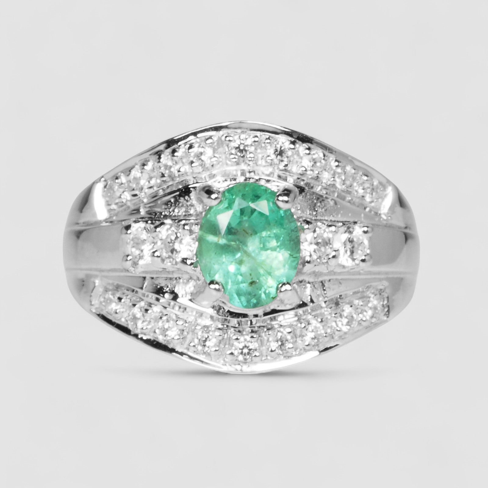 White Gold Ring Green Emerald