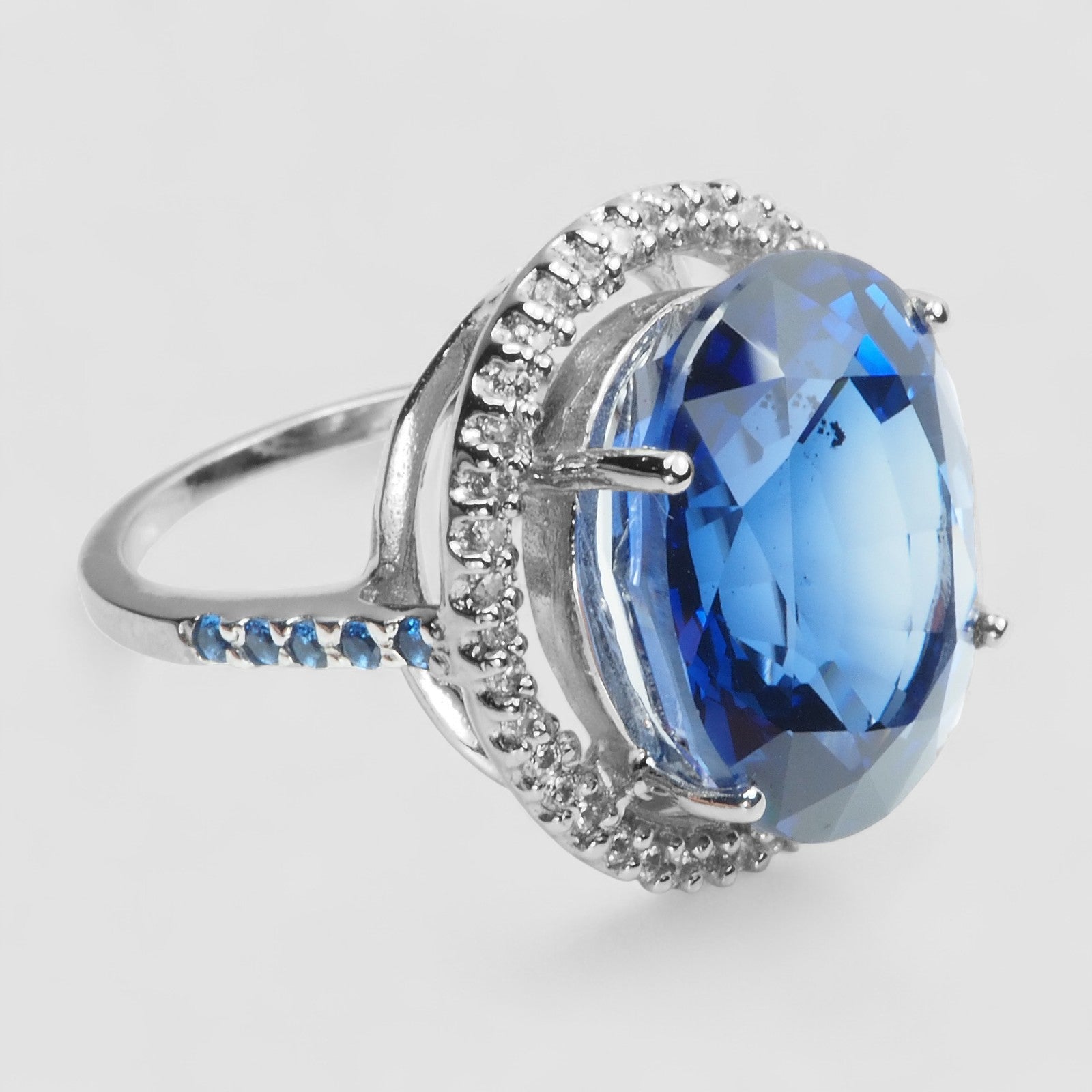 HANDMADE BLUE SAPPHIRE 925 STERLING SILVER HALO RING