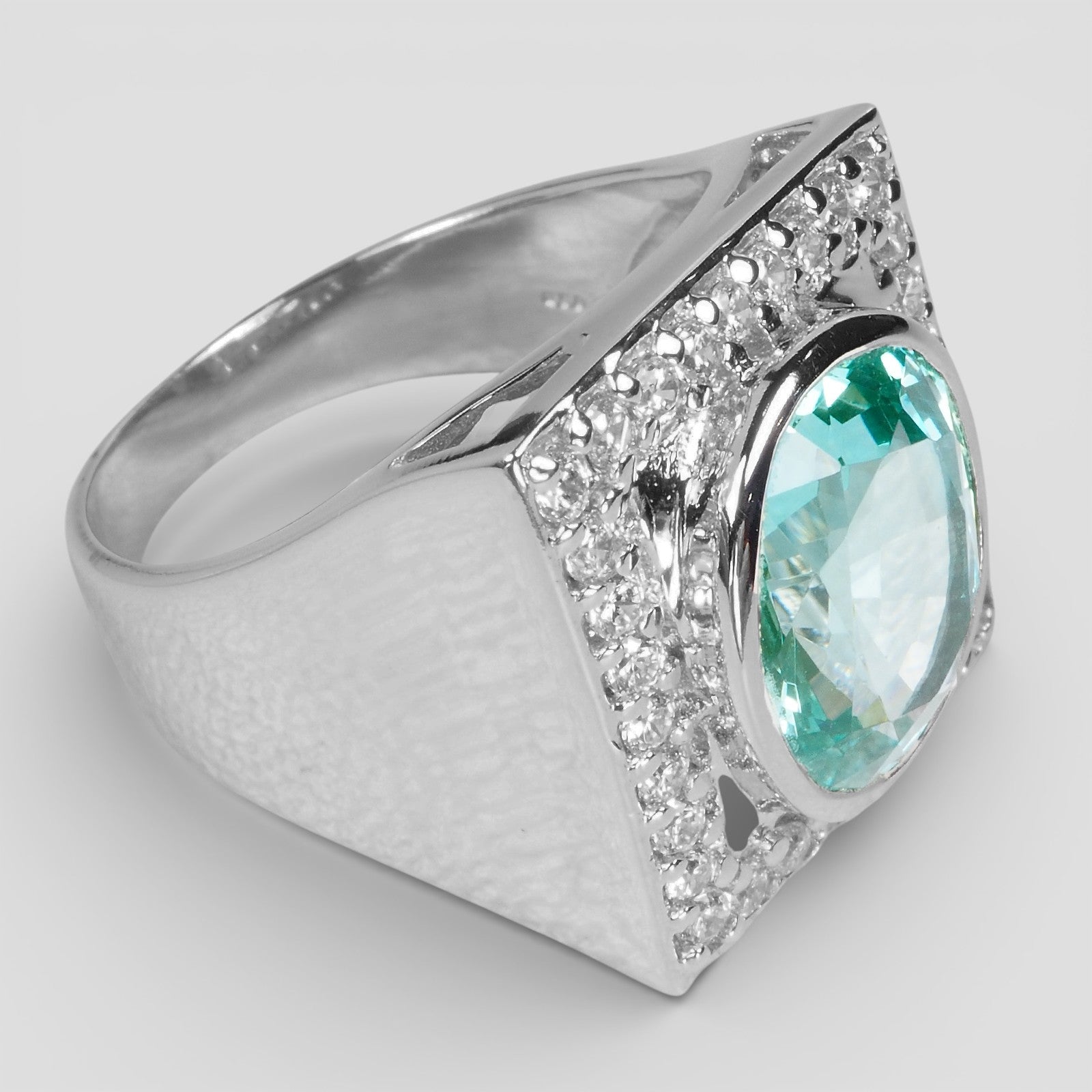 NEON GREEN EMERALD 925 STERLING SILVER RING