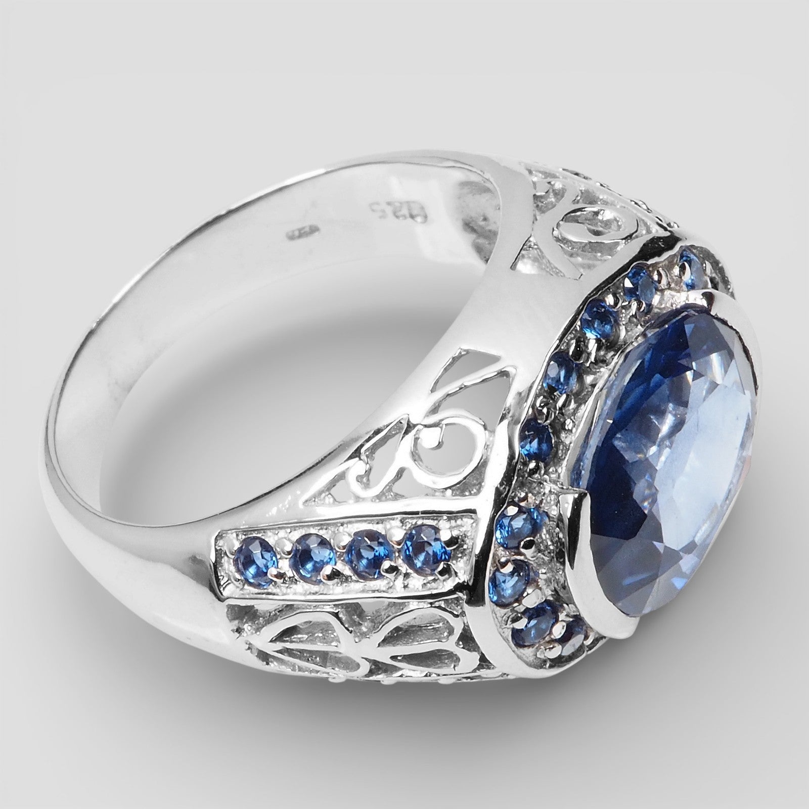 Blue Tanzanite 925 Sterling Silver Ring