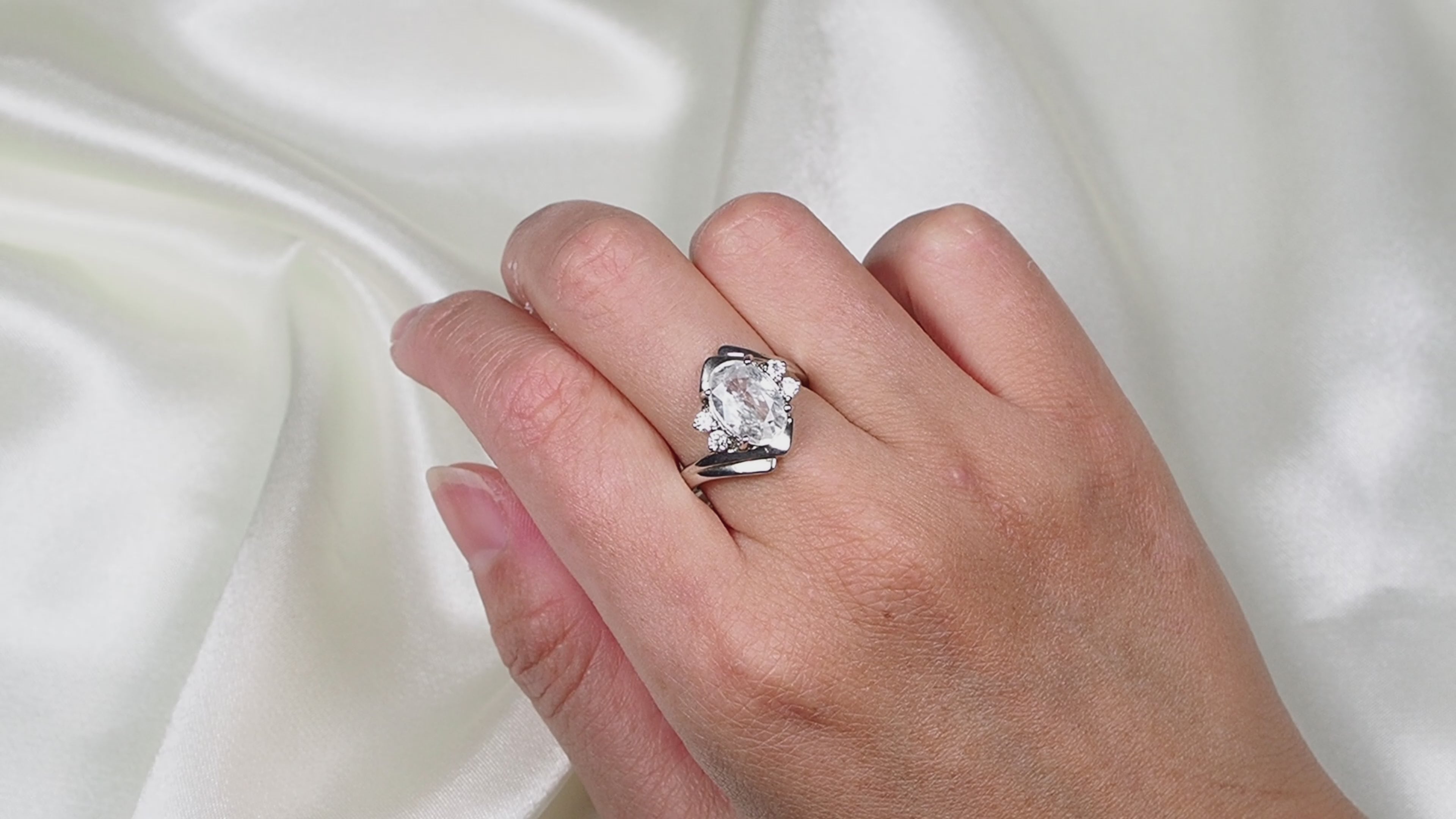 White Zircon 925 Sterling Silver Ring, Minimalist Everyday Gemstone Ring, Gift for Her