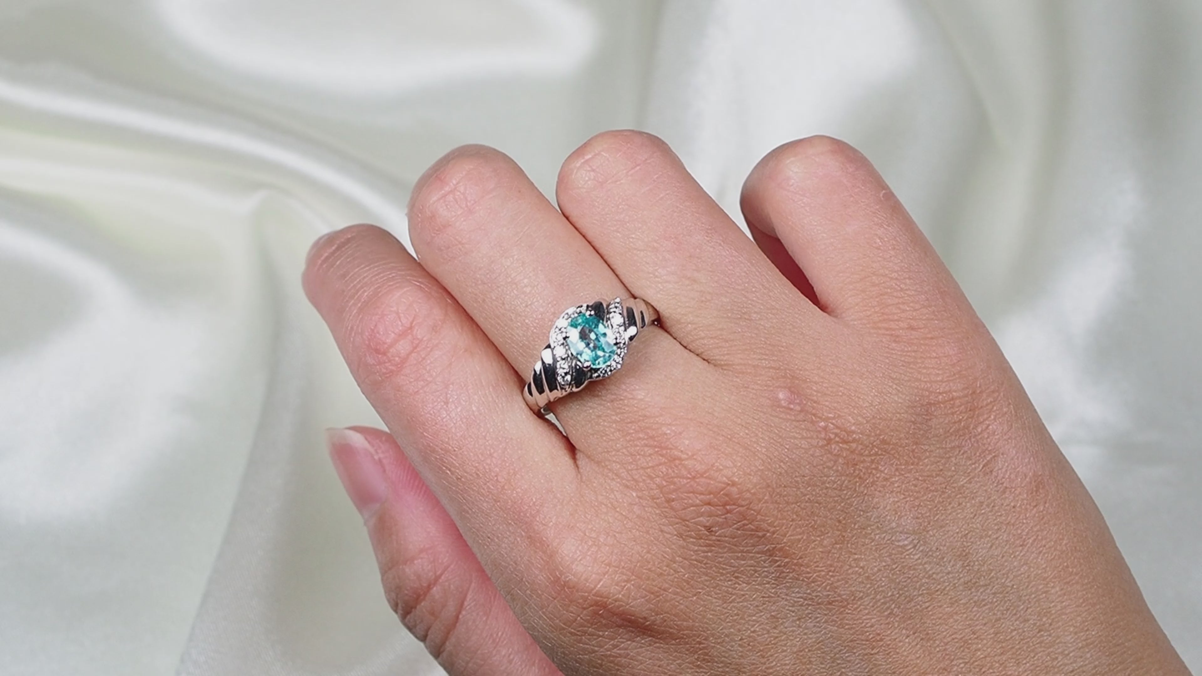 Neon Blue Zircon 925 Sterling Silver Ring, Minimalist Everyday Gemstone Ring, Gift for Her