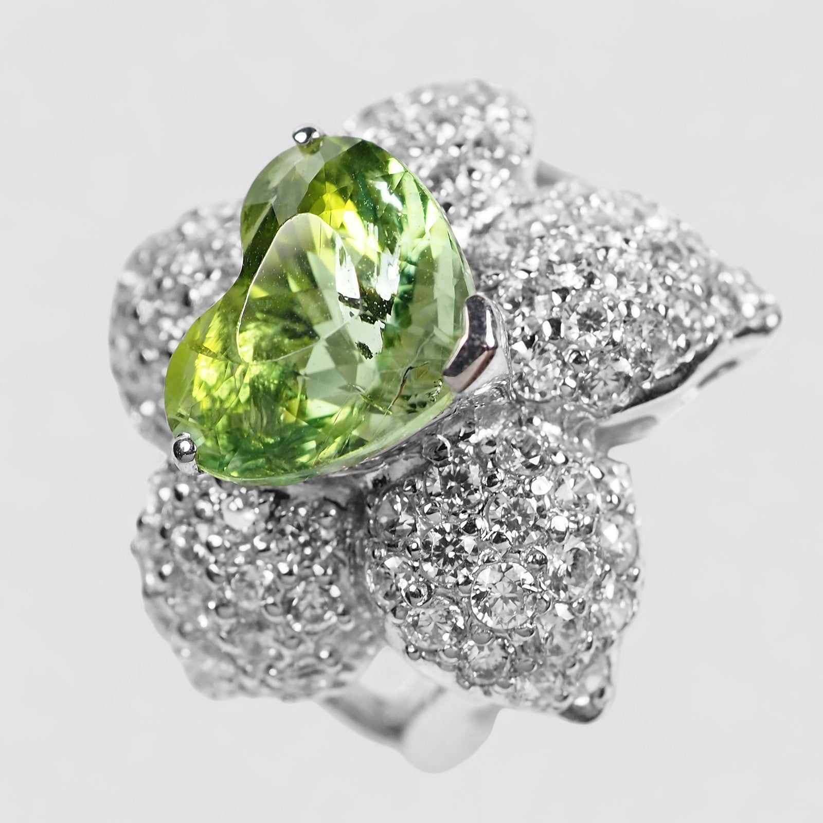 FRESH GREEN TOURMALINE HEART RING