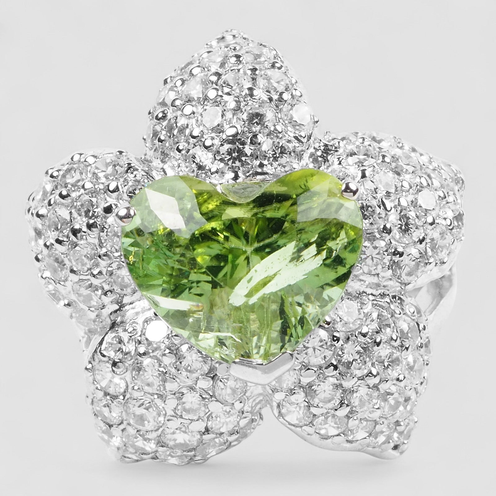 FRESH GREEN TOURMALINE HEART RING